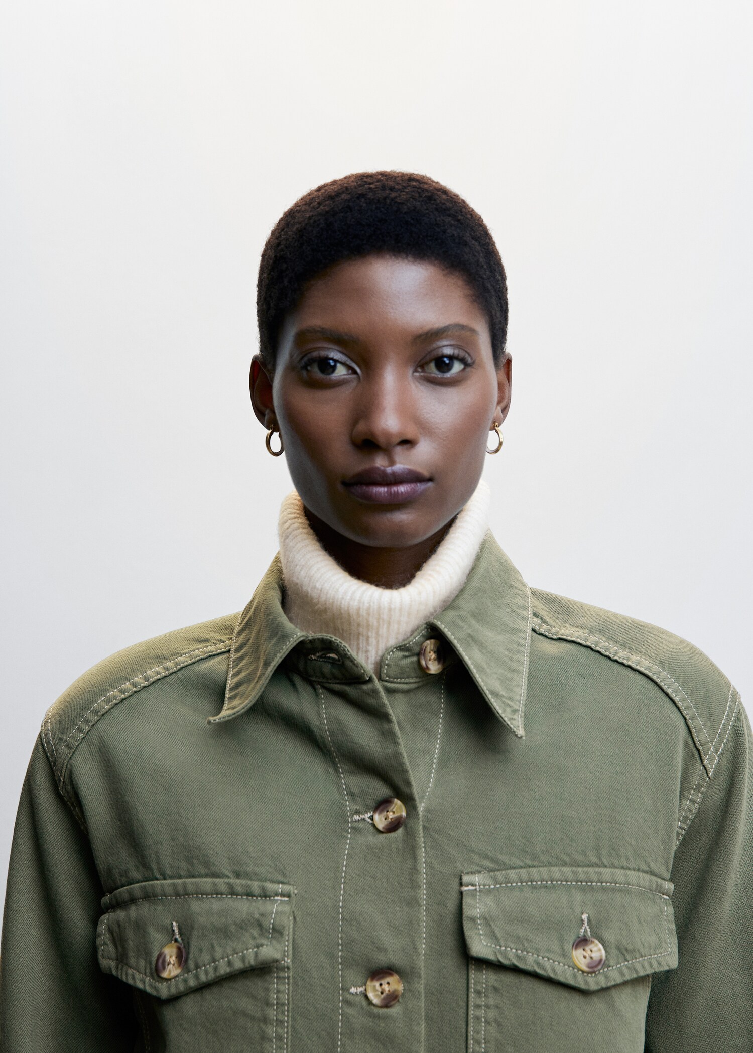 Chest-pocket cotton overshirt - Woman | MANGO OUTLET USA 