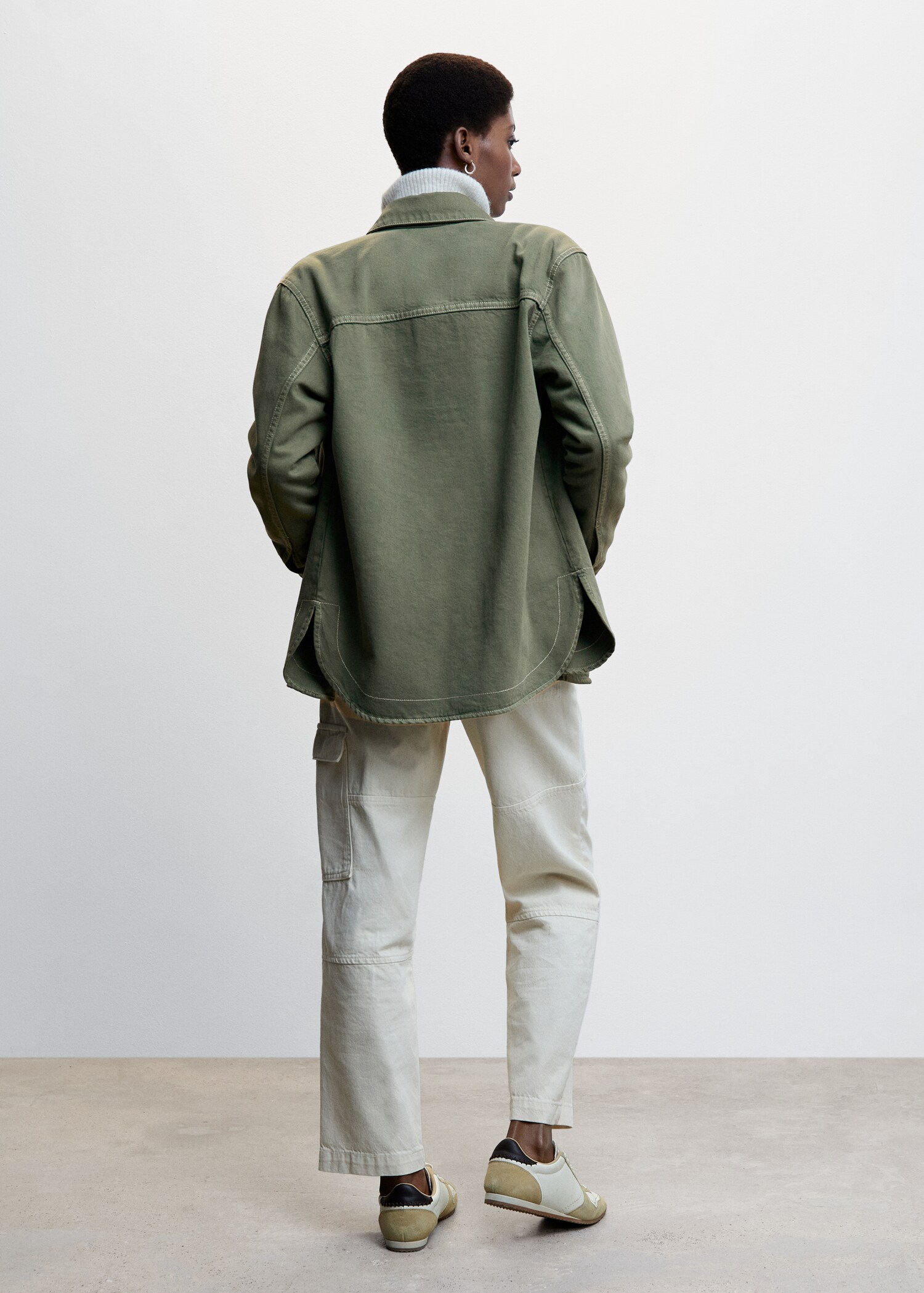 Chest-pocket cotton overshirt - Woman | MANGO OUTLET USA