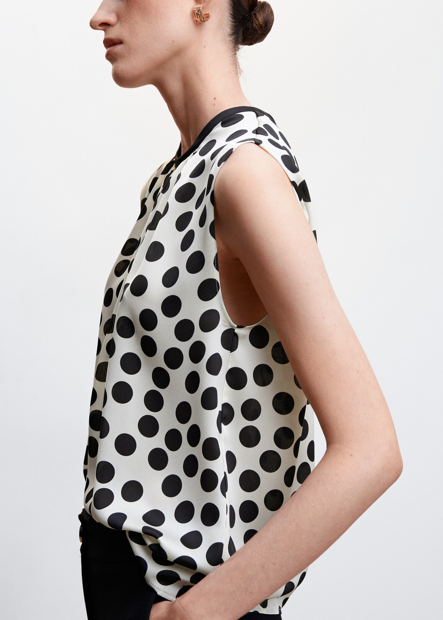 Polka-dot print blouse - Details of the article 6