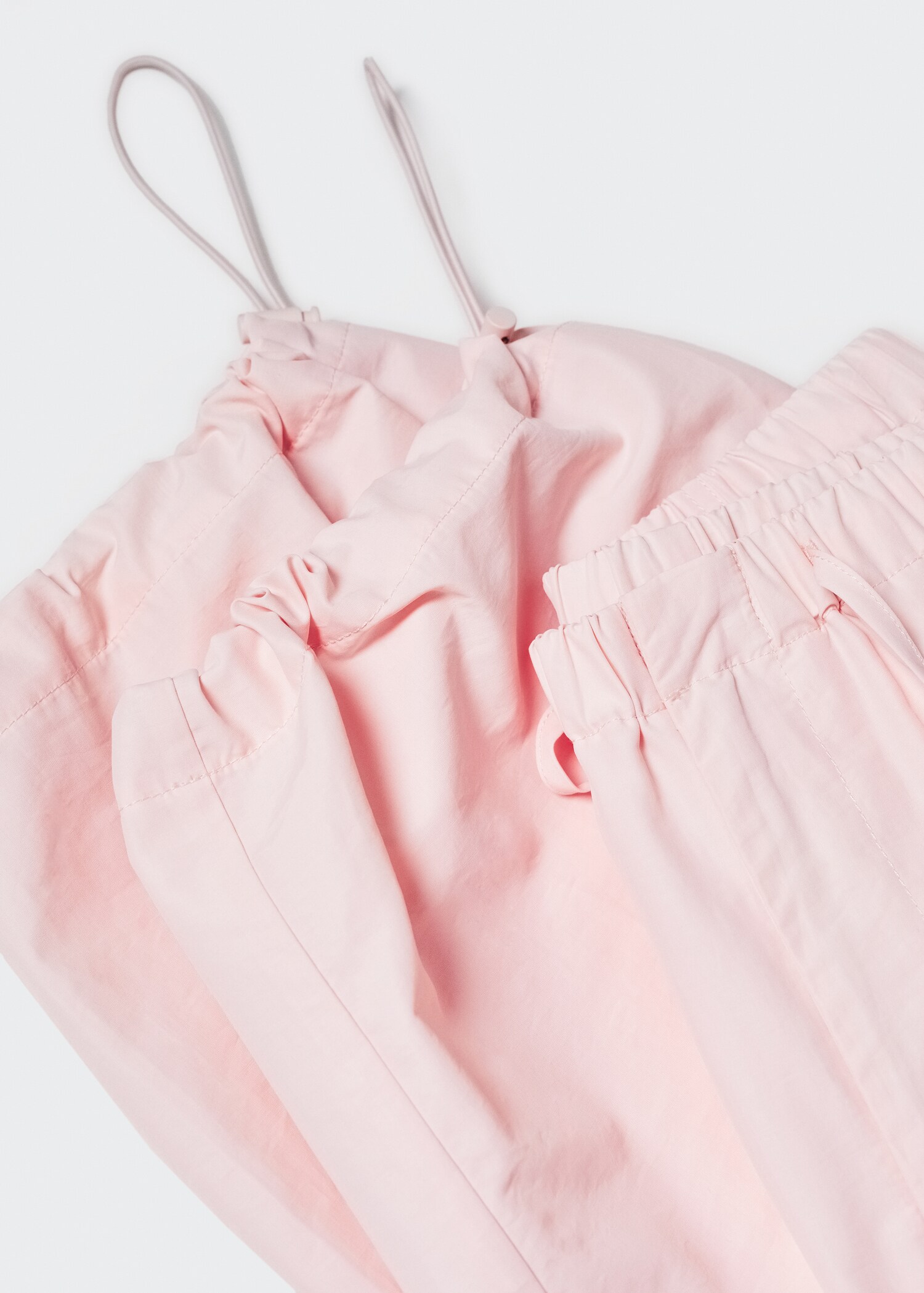Parachute pants - Details of the article 8