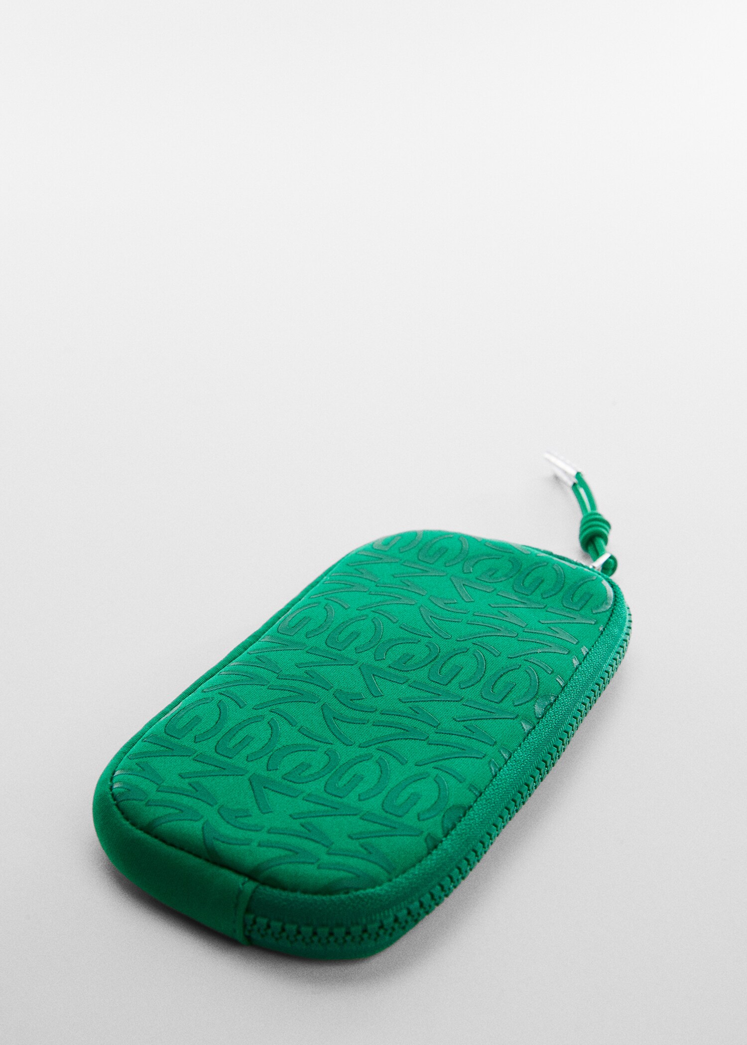 Funda móvil logo - Plano medio