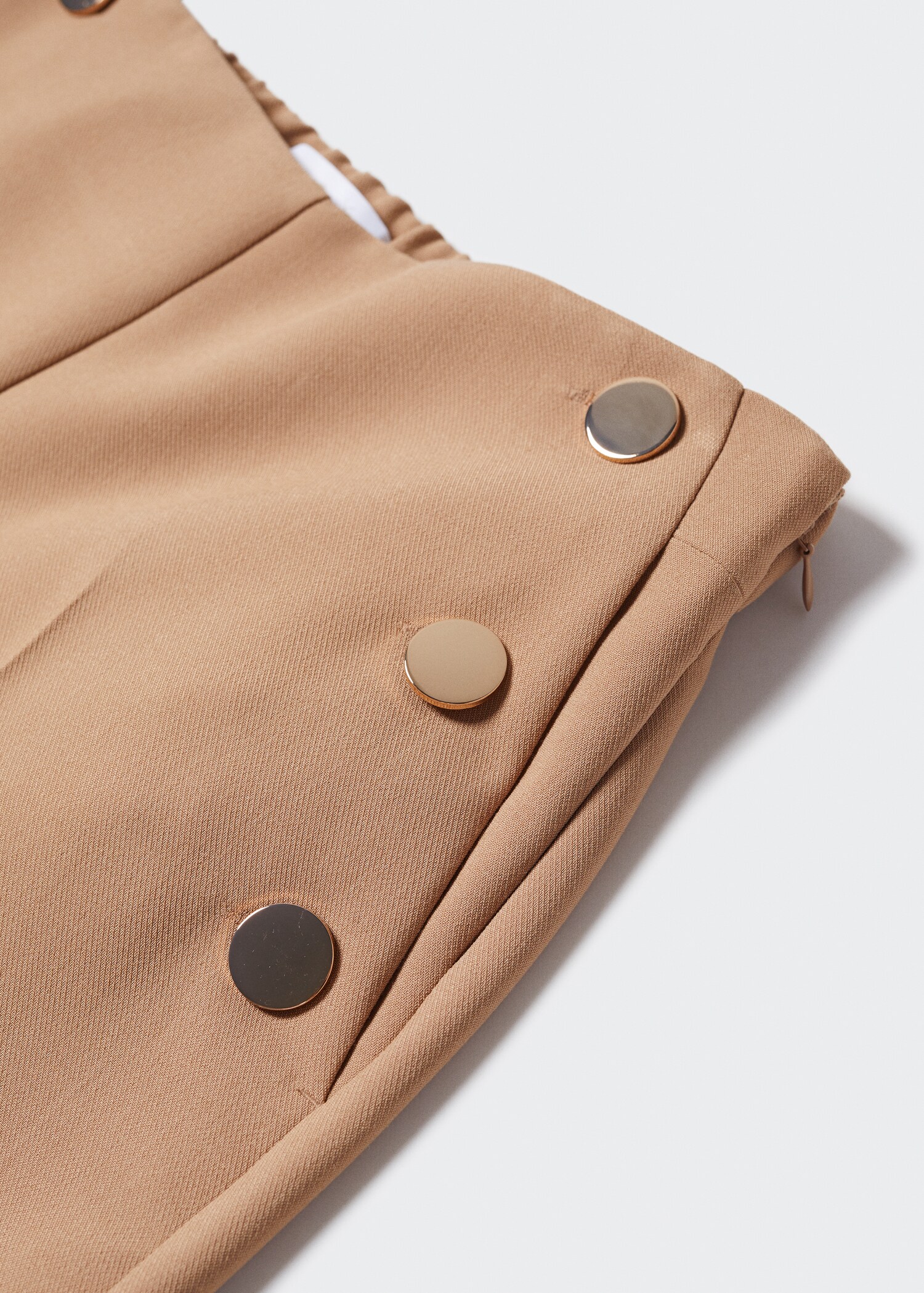 Cropped button trousers - Details of the article 8