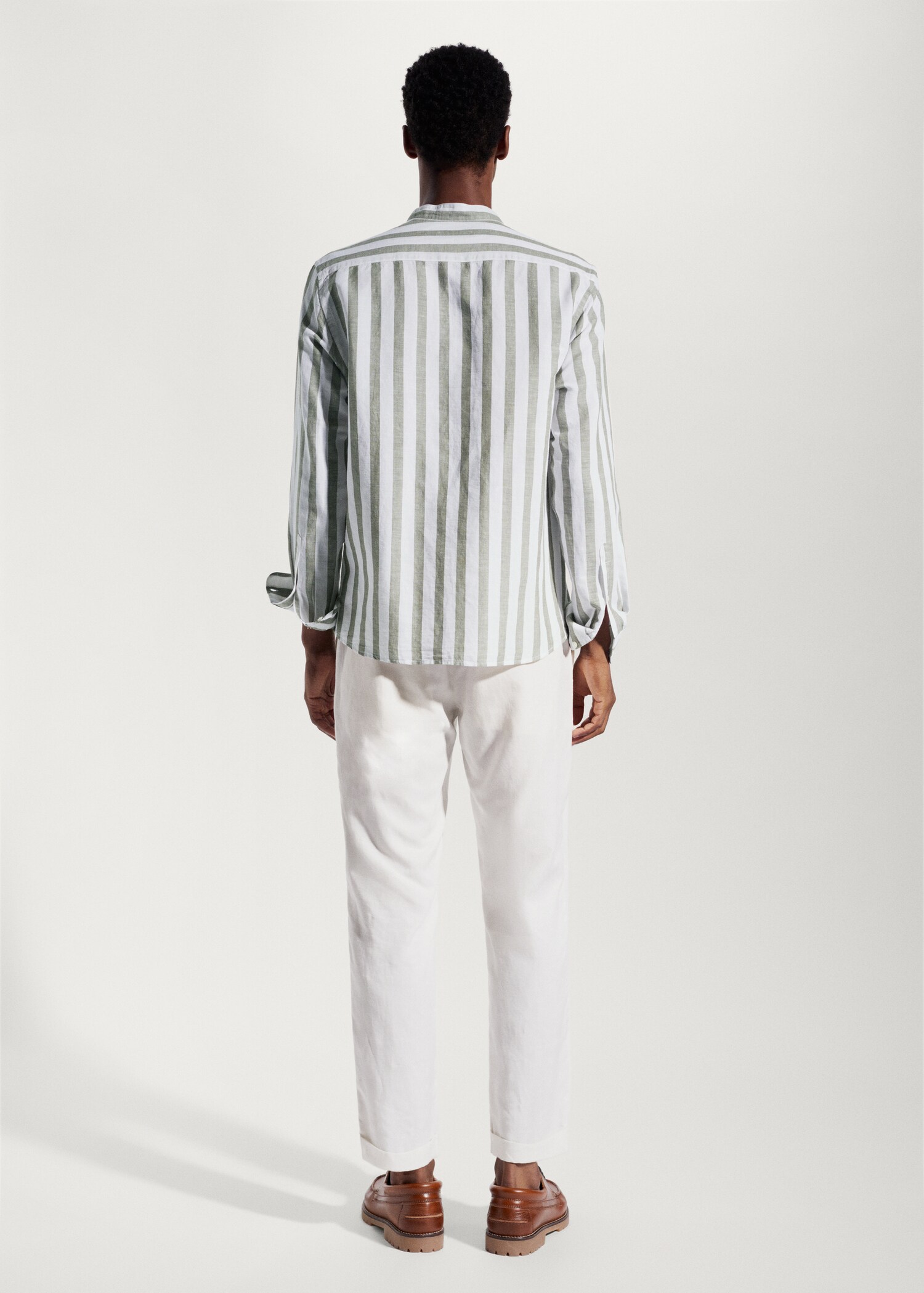 Camisa regular fit lino rayas  - Reverso del artículo