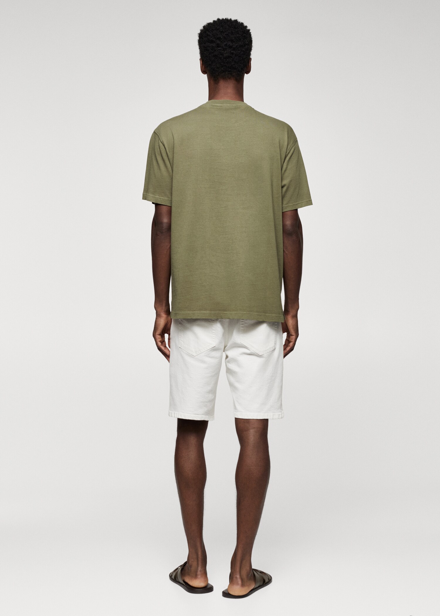 100% cotton relaxed-fit t-shirt - Reverse of the article