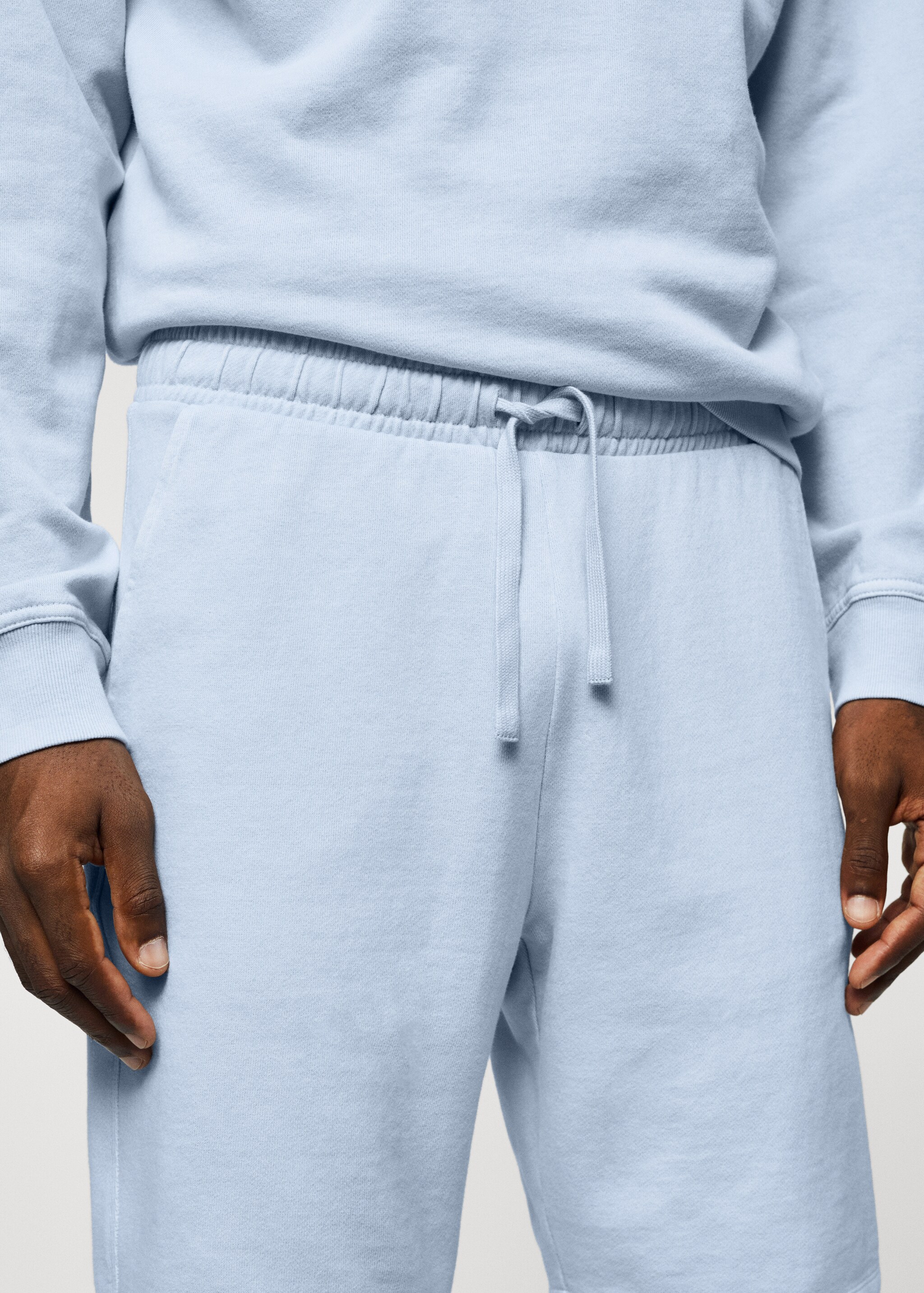 Dyed cotton jogging shorts - Details of the article 1