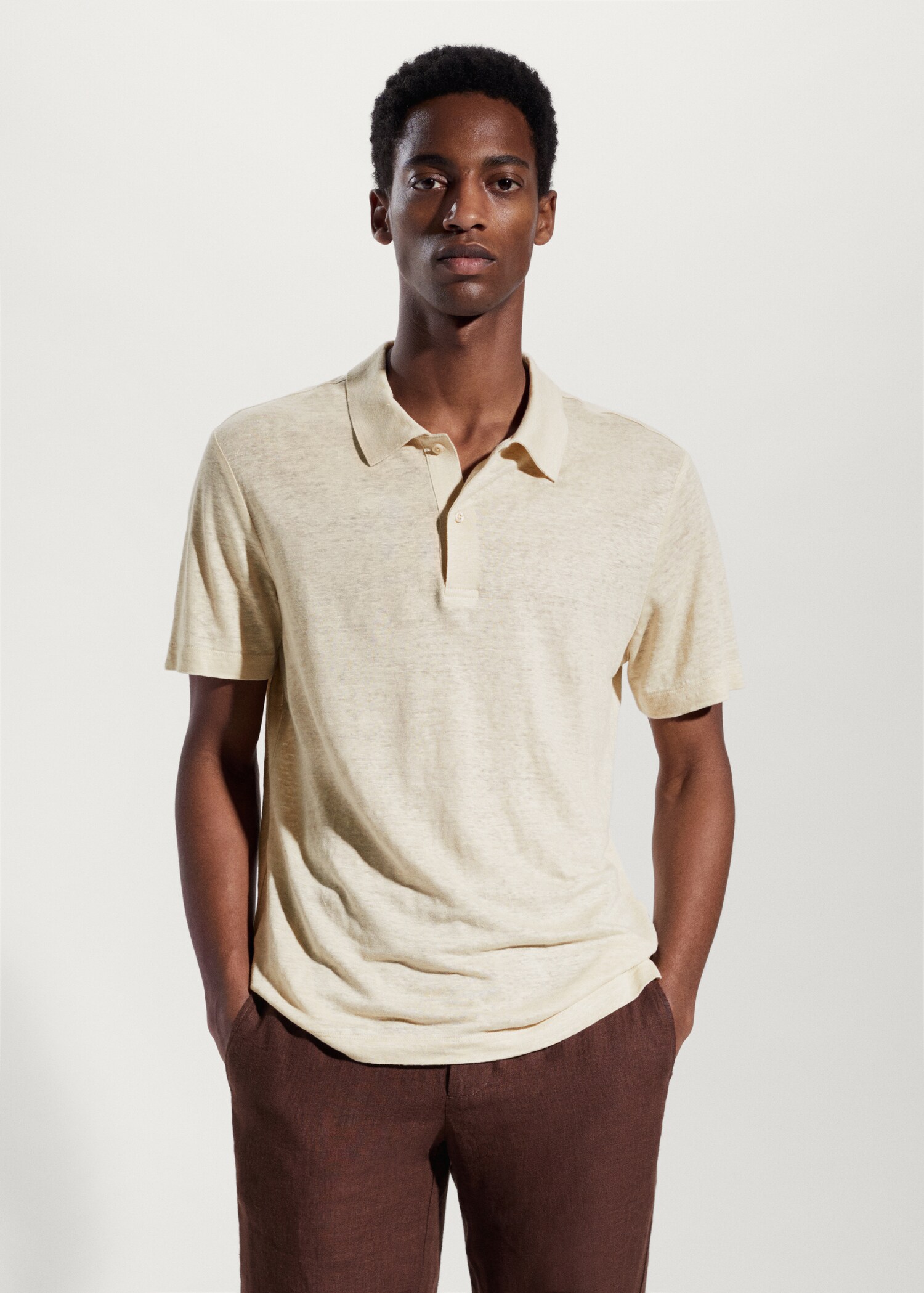 Koszulka polo slim fit ze 100% lnu - Plan średni