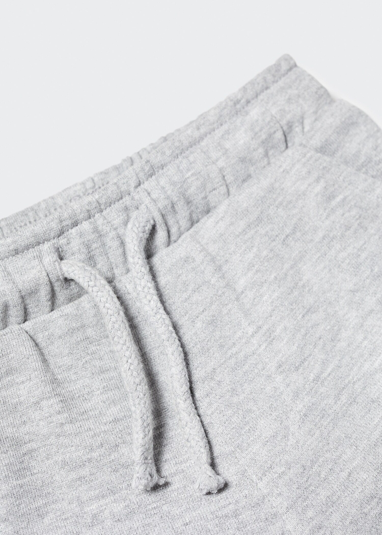 Cargo Bermuda shorts - Details of the article 0