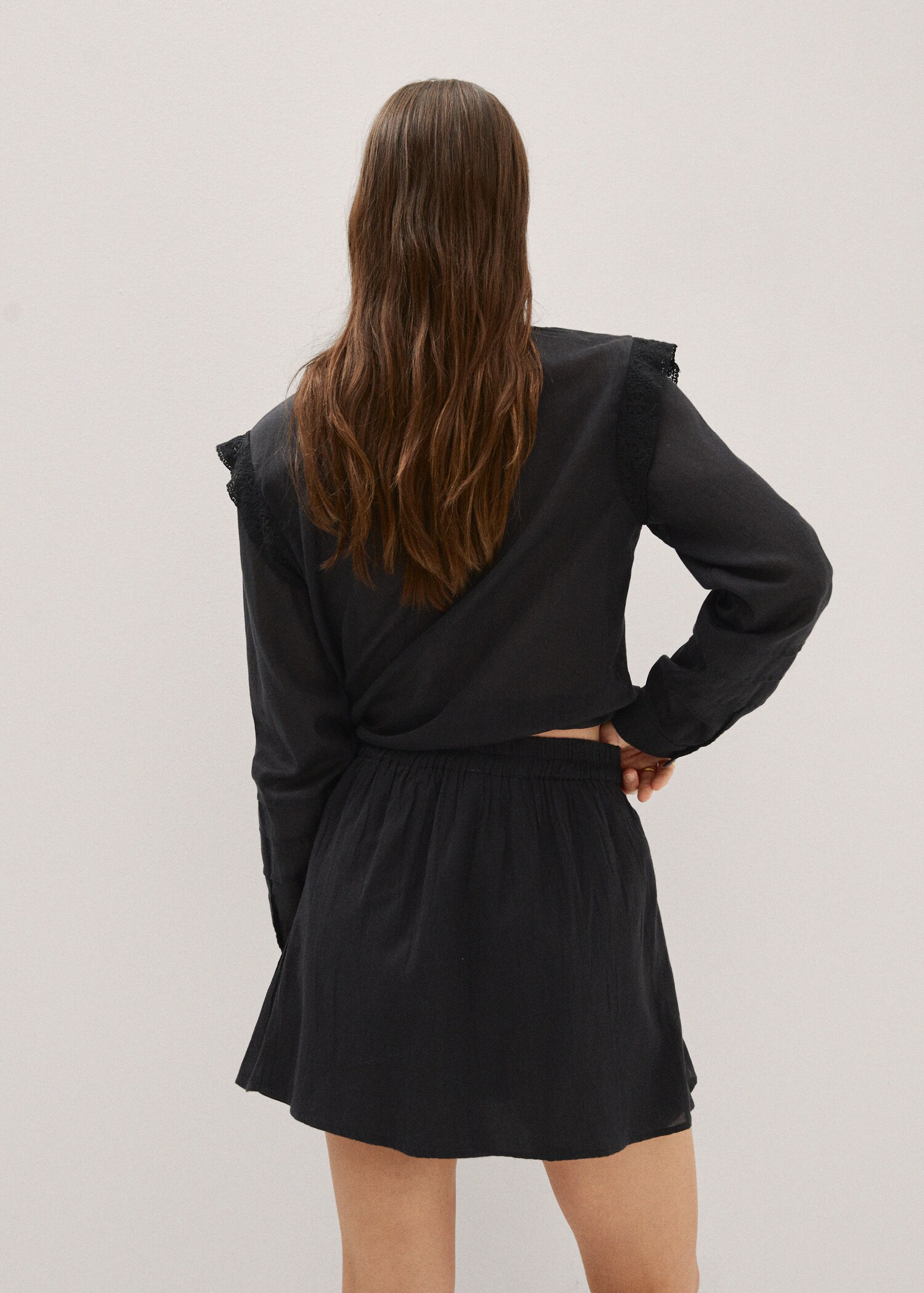 Ruffled cotton skirt - Reverse of the article