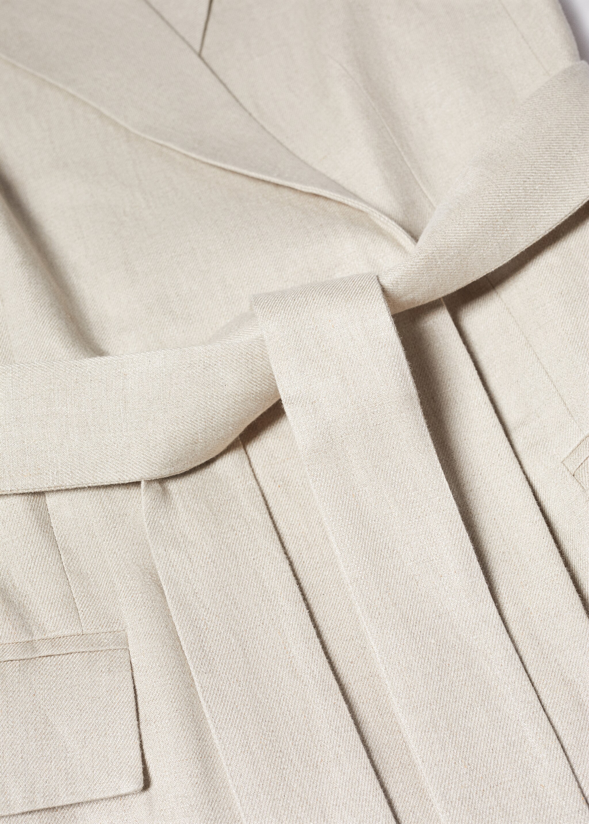 Linen waistcoat with bow - Details of the article 8