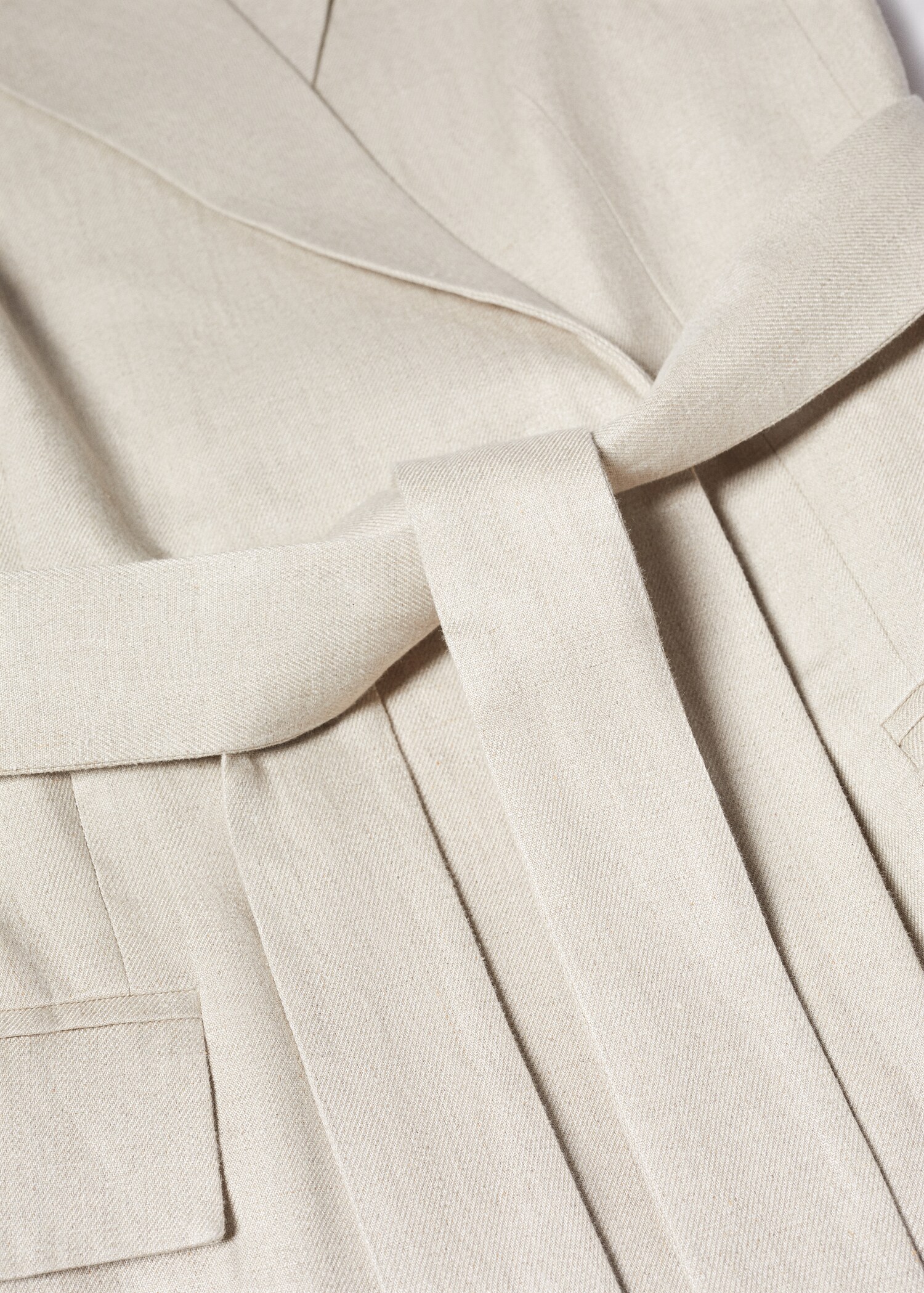 Linen vest with bow - Details of the article 8