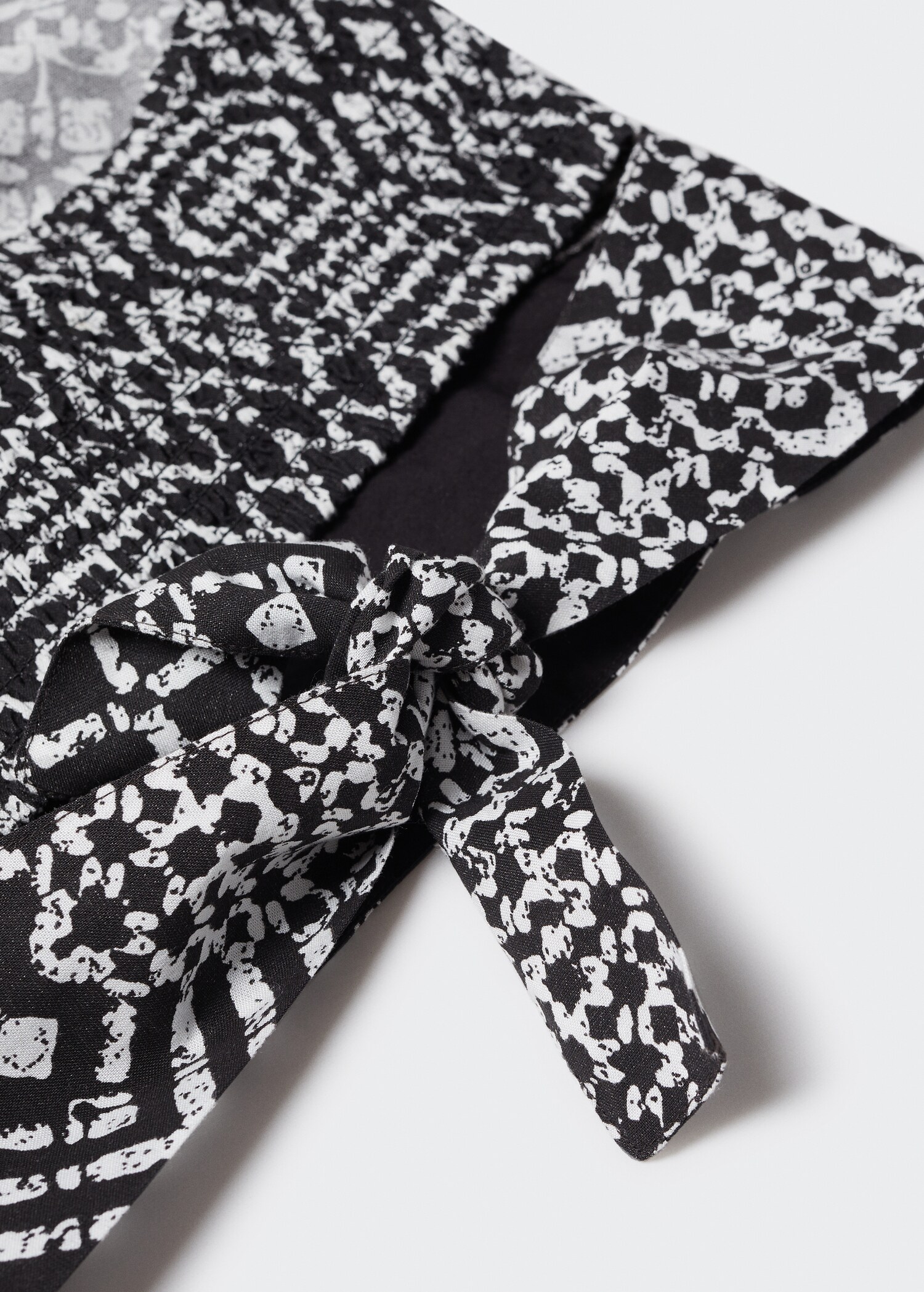 Ethnic wrap top - Details of the article 8