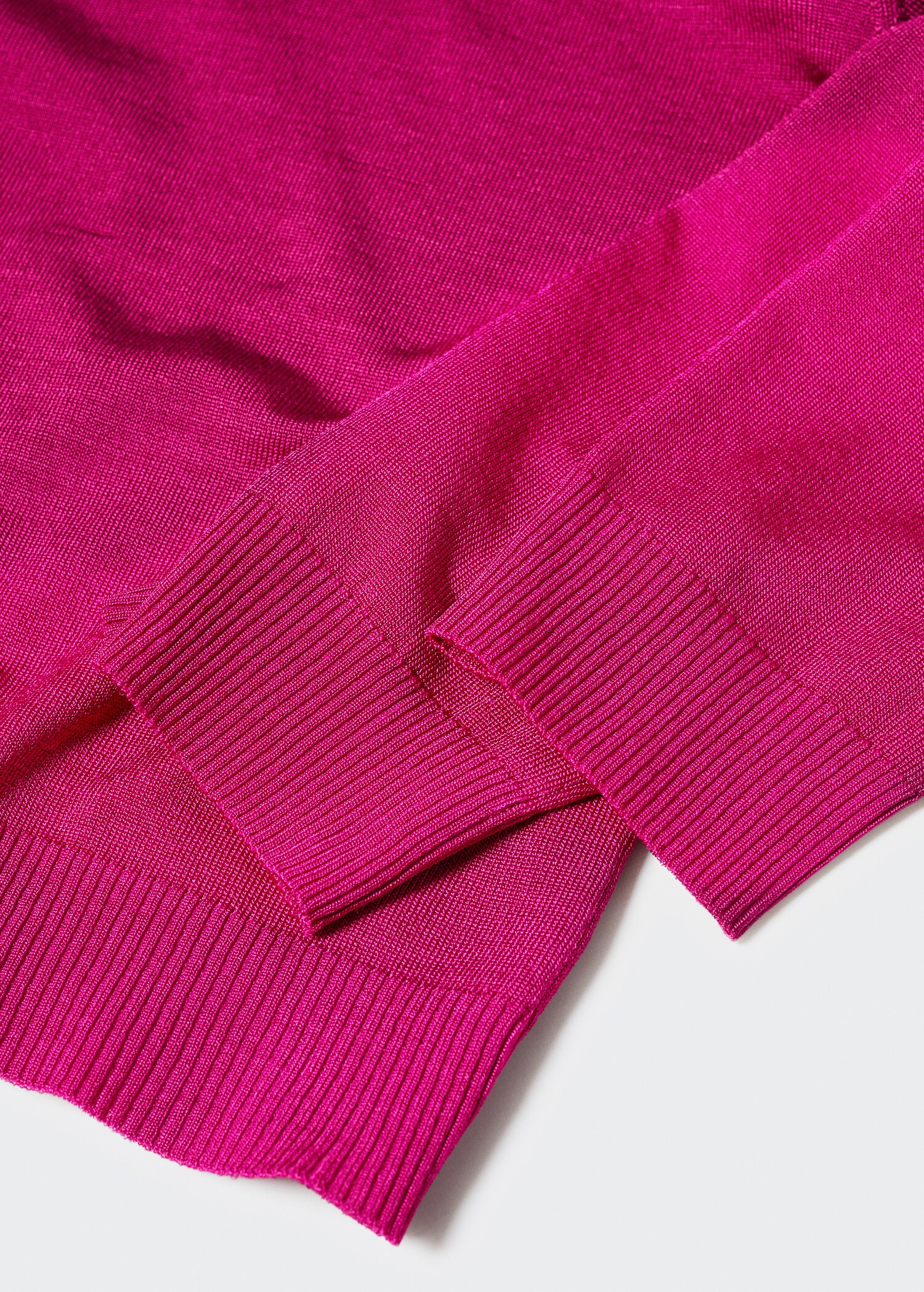 Jersey punto fino cuello pico - Detalle del artículo 8
