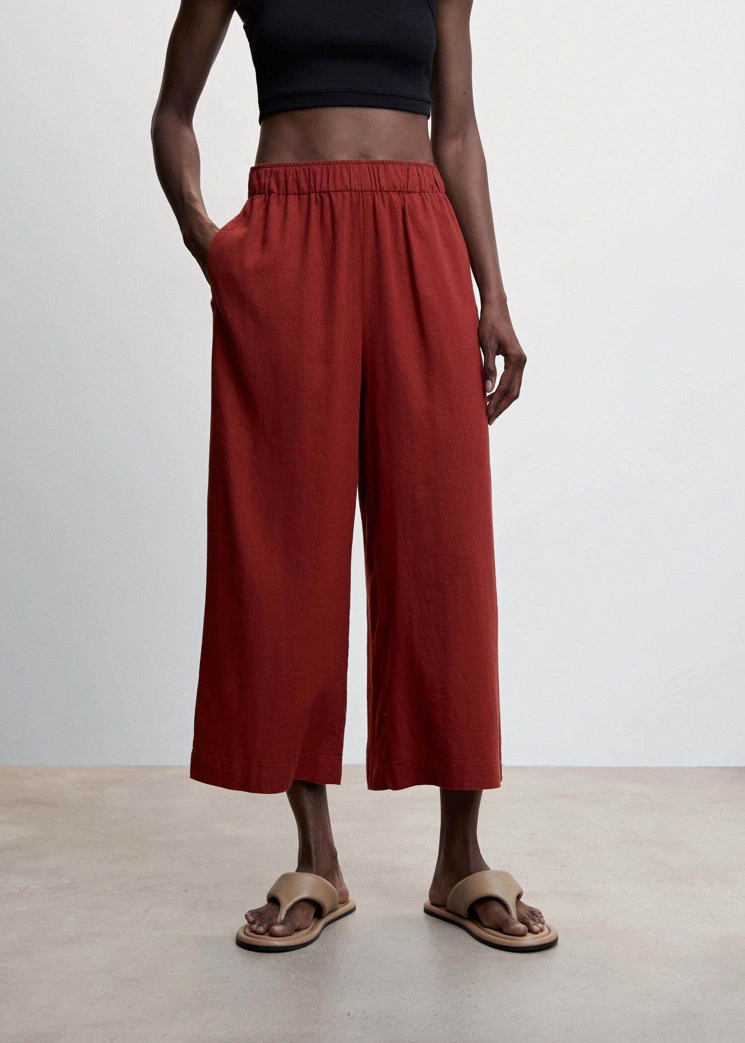 Pantalón culotte lino - Plano medio
