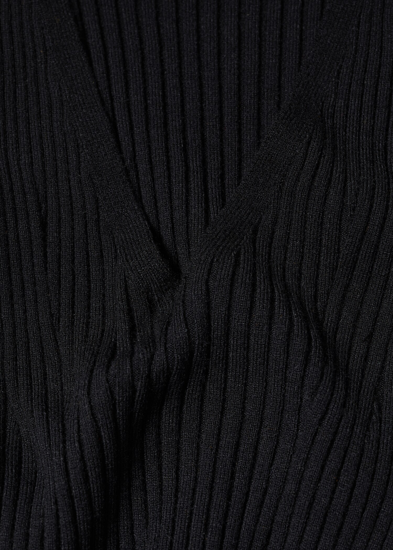Vestido escote pico - Detalle del artículo 8