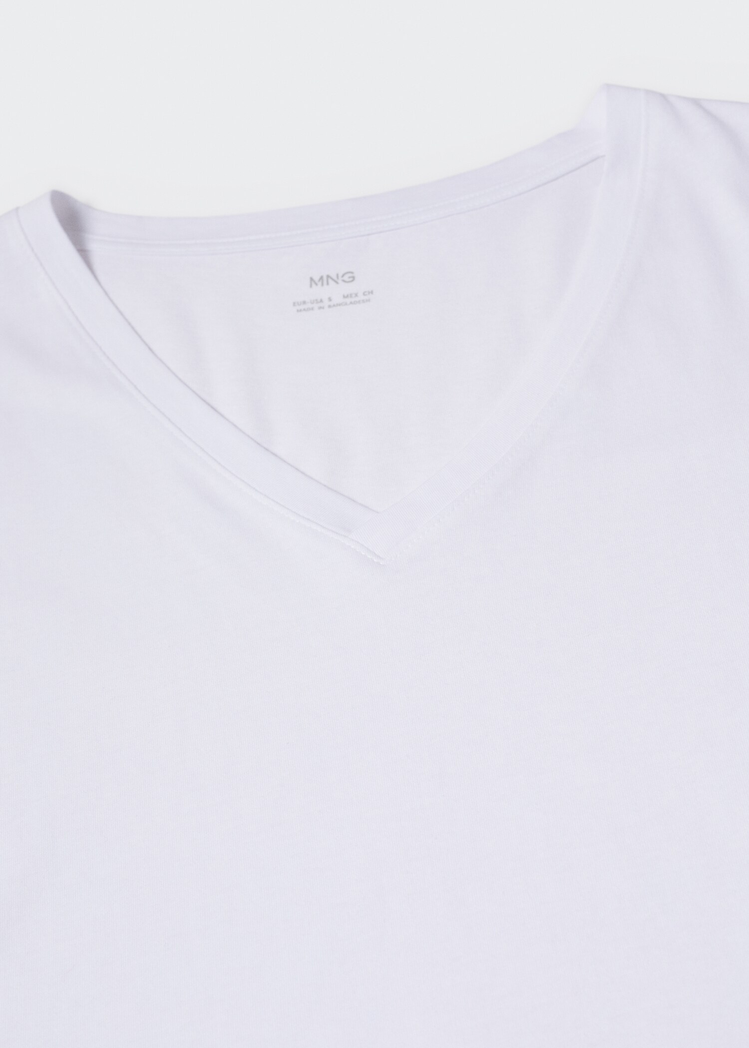 Essential cotton-blend T-shirt - Details of the article 8