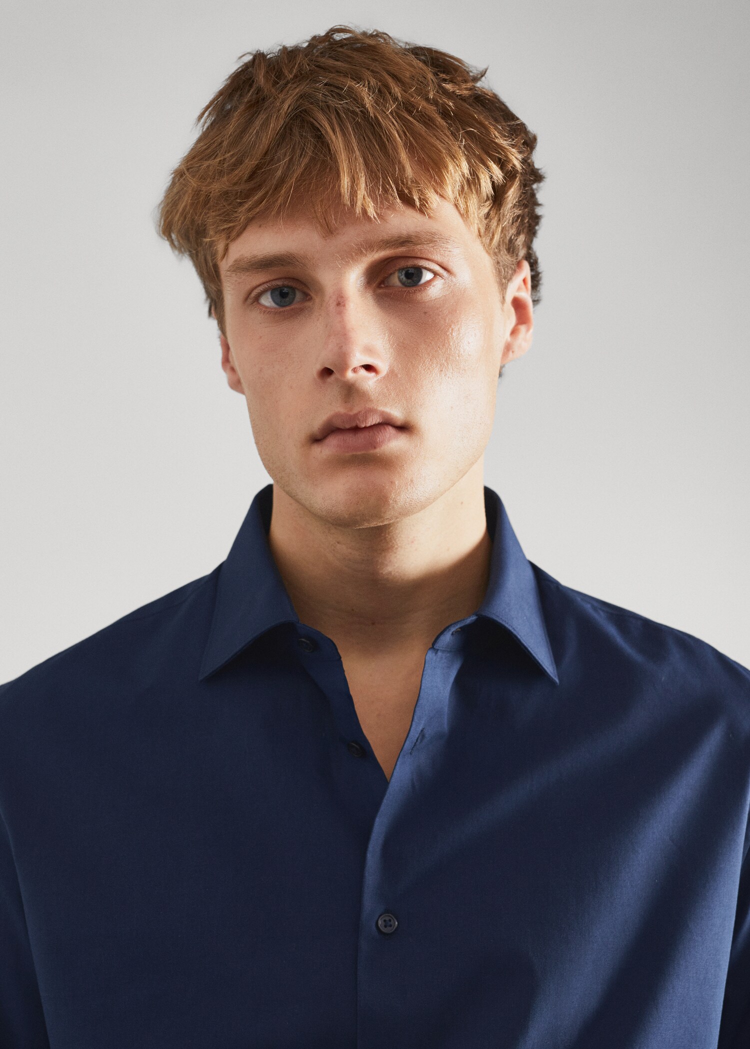 Slim fit cotton suit shirt - Details of the article 1