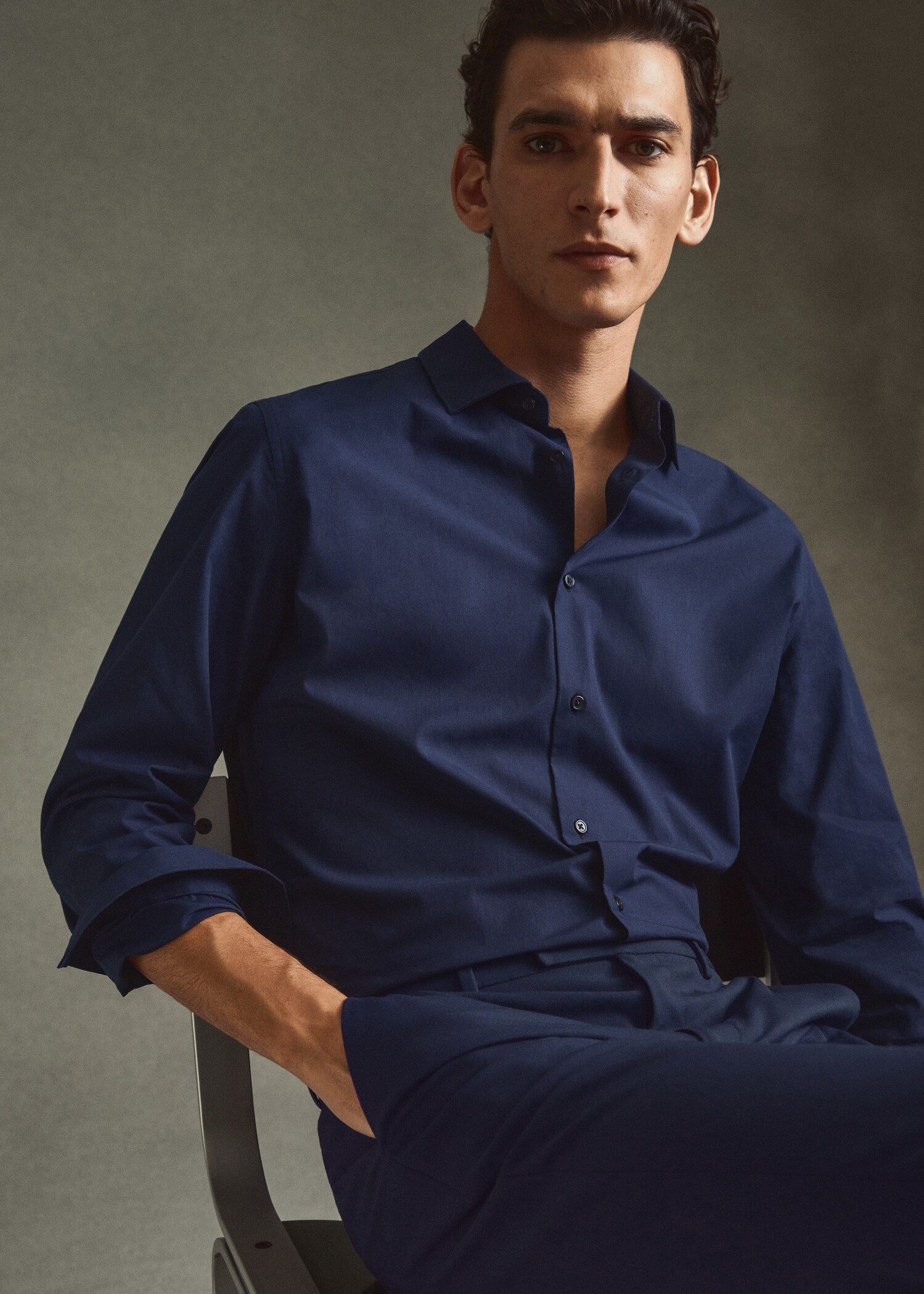 Slim fit cotton suit shirt - Details of the article 5