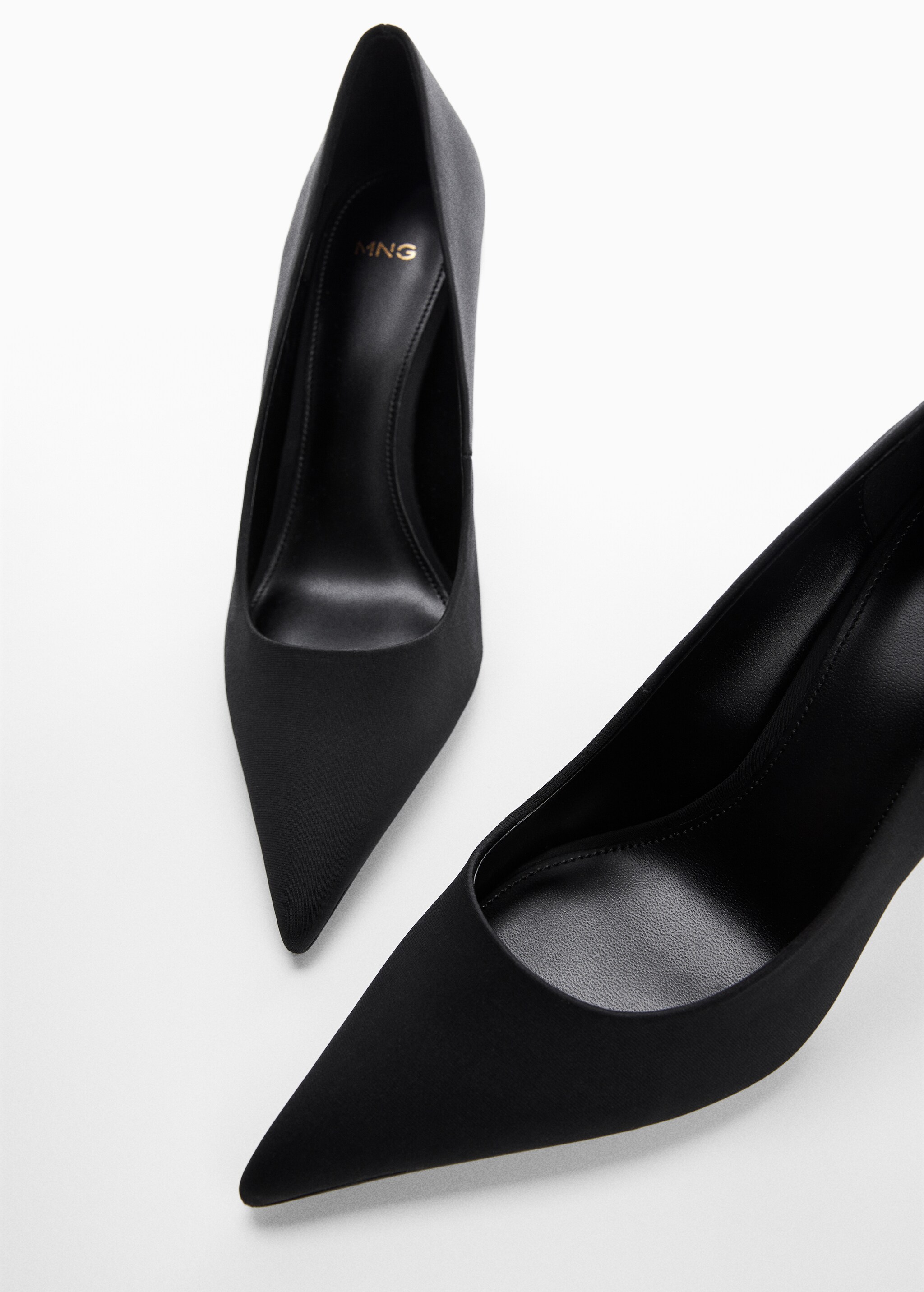 Pointed toe heel shoes - Details of the article 1