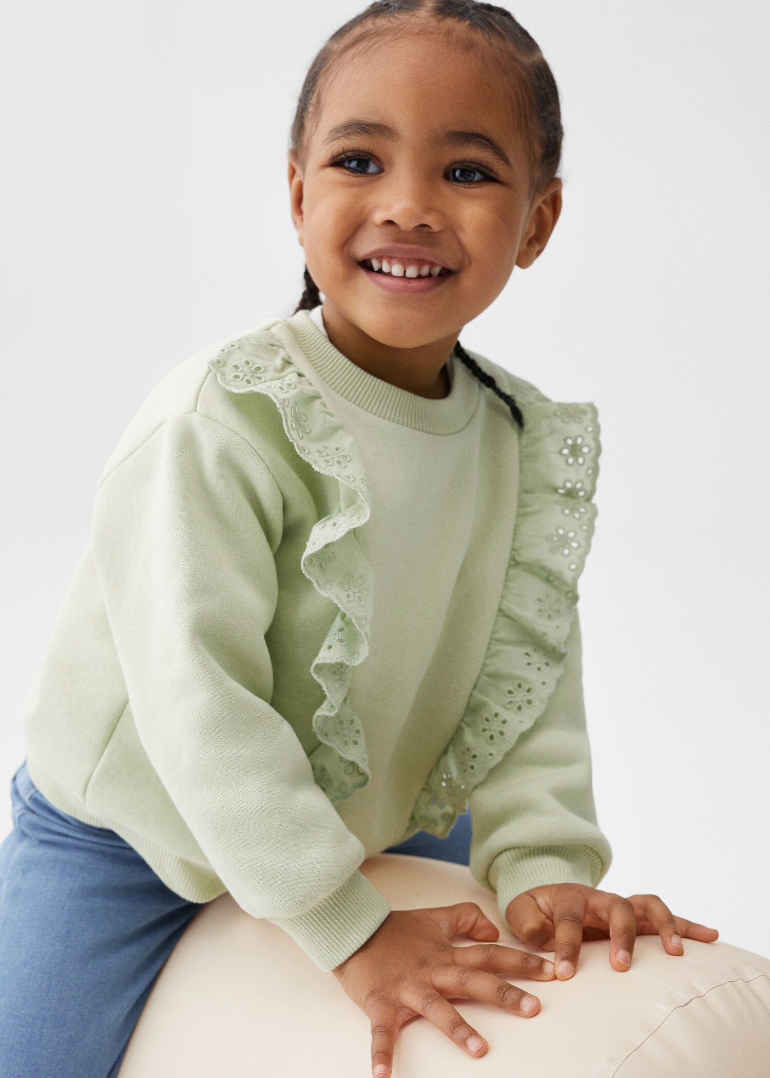 Ruffle sweatshirt with openwork details - Details of the article 2