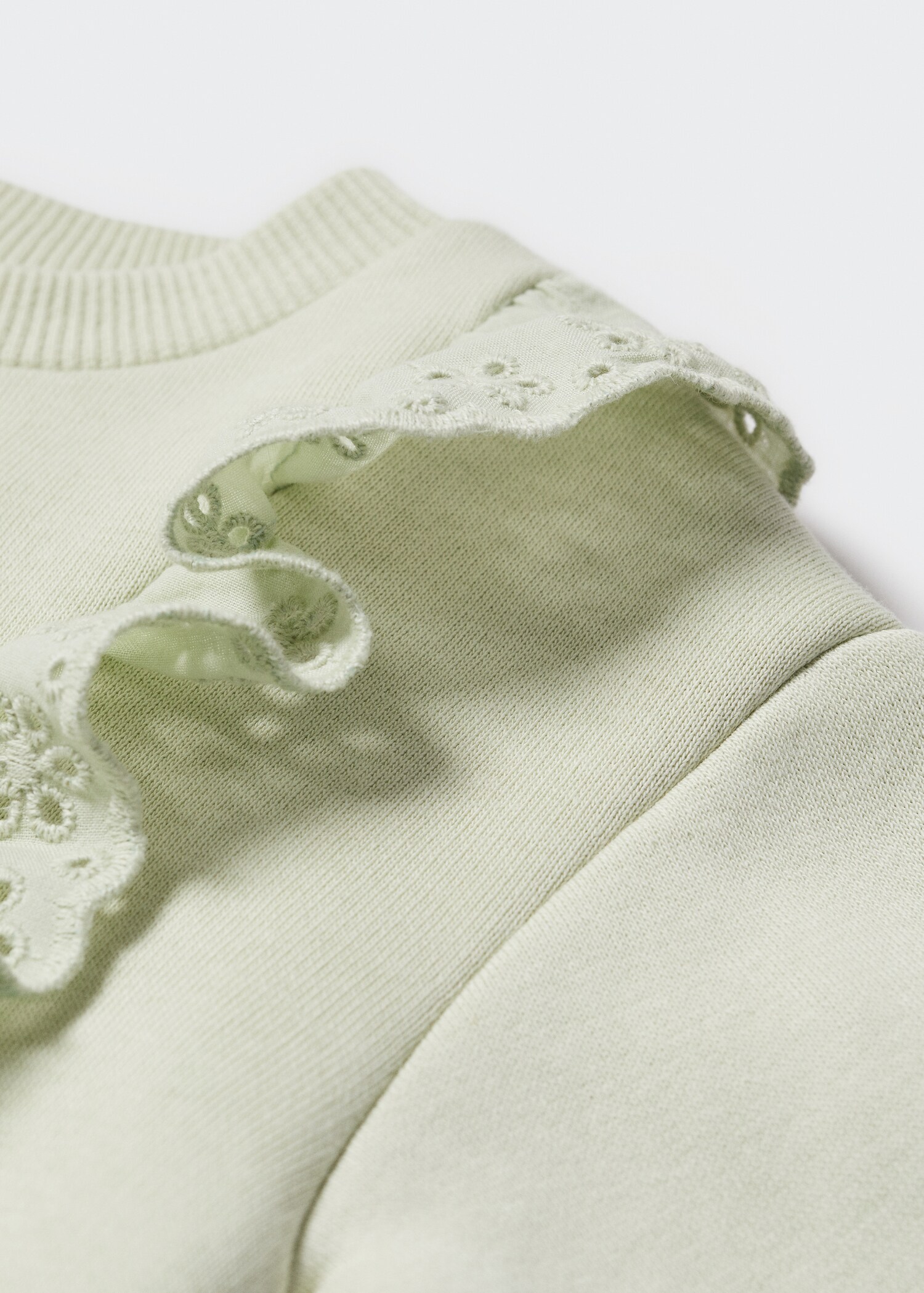 Ruffle sweatshirt with openwork details - Details of the article 8