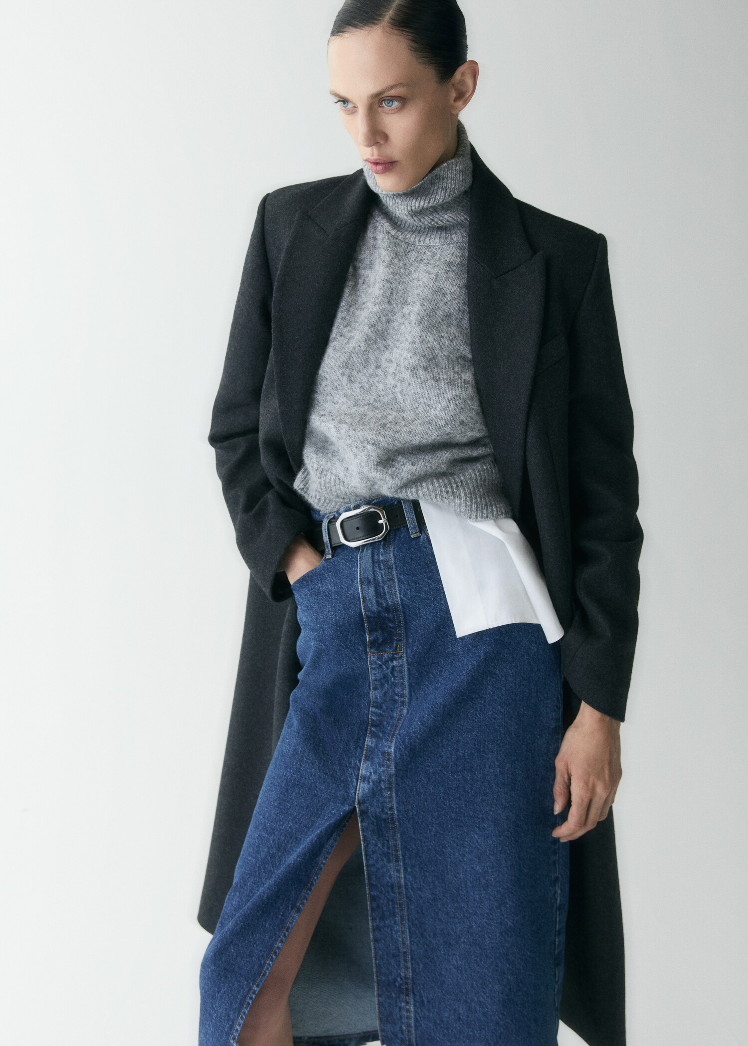Belt with geometric buckle  - Details of the article 9