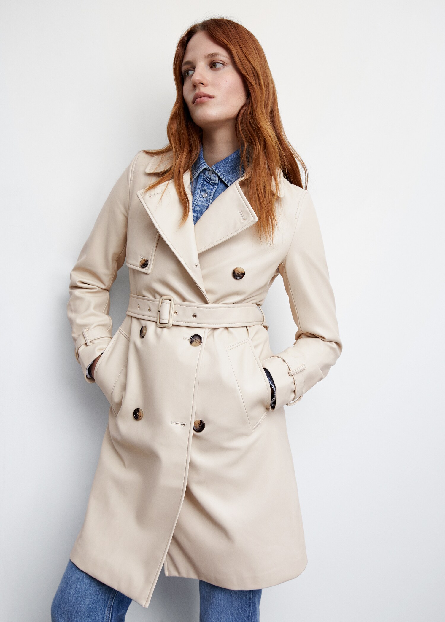 Trench efecto piel - Plano medio