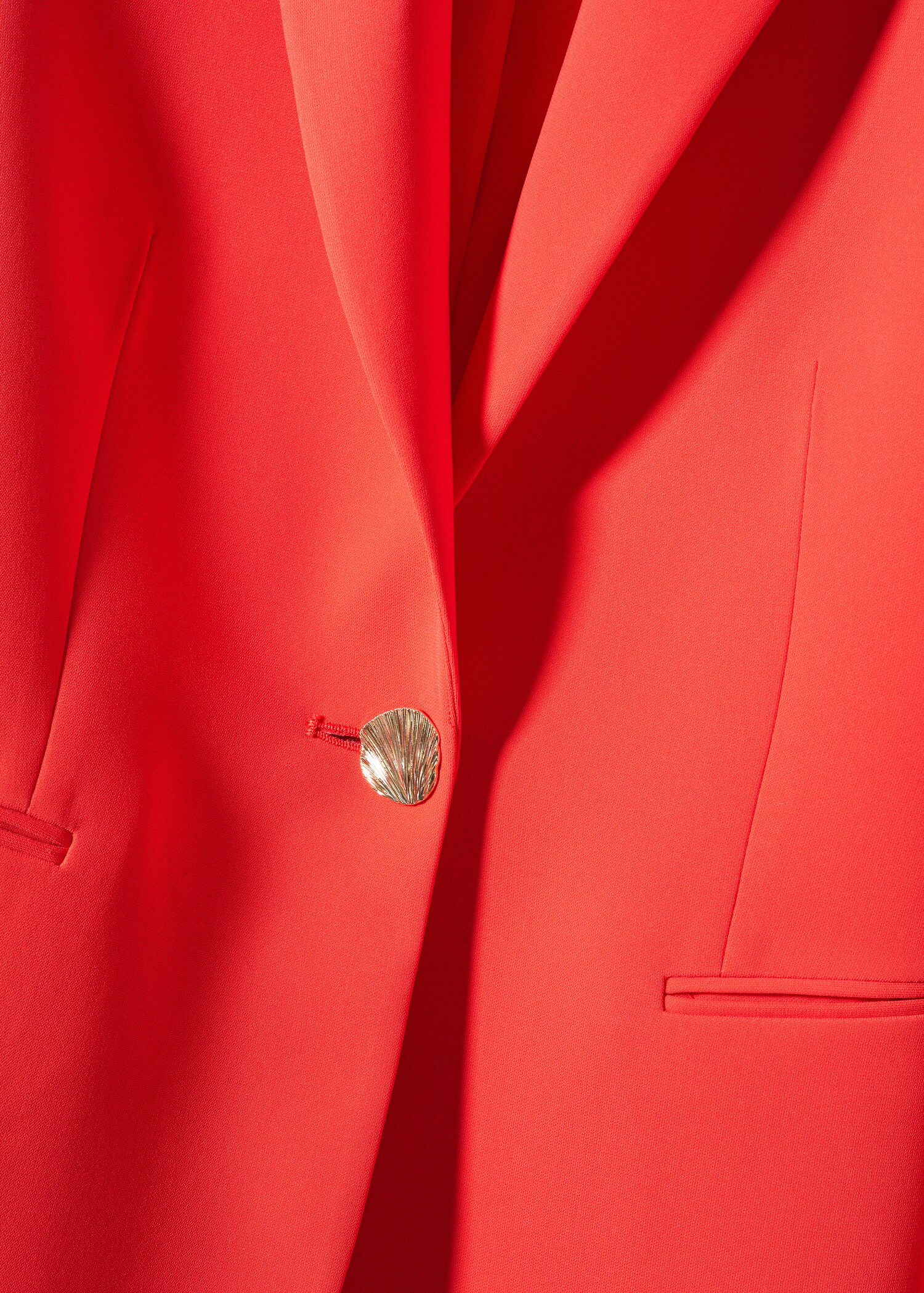 Suit jacket with buttons  - Details of the article 8