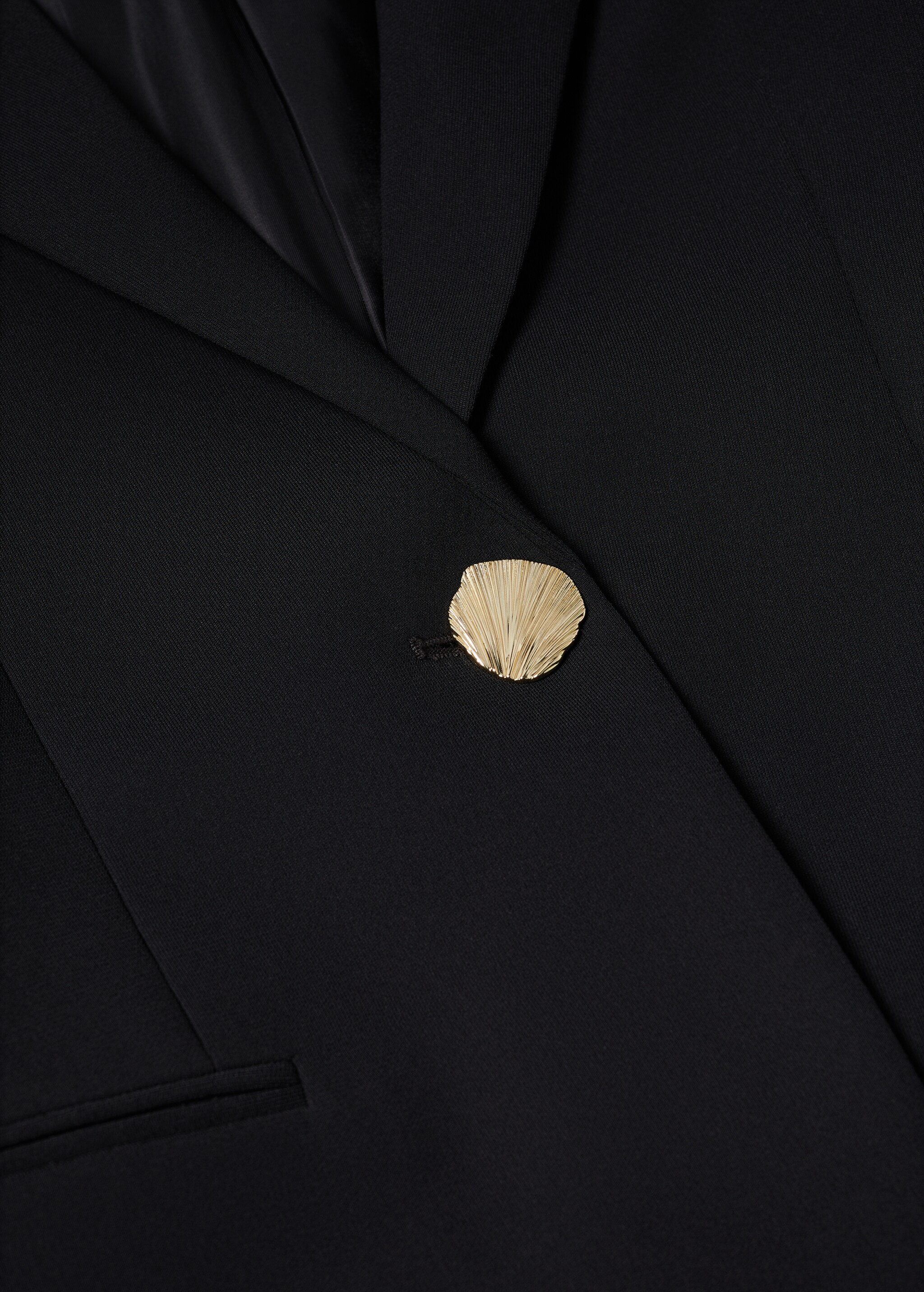 Suit jacket with buttons  - Details of the article 8