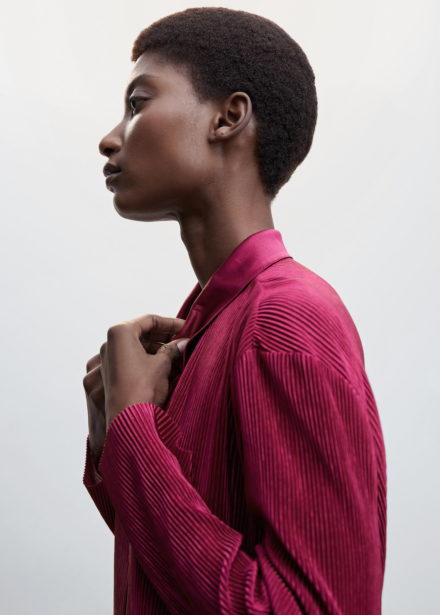 Pleated shirt - Details of the article 1