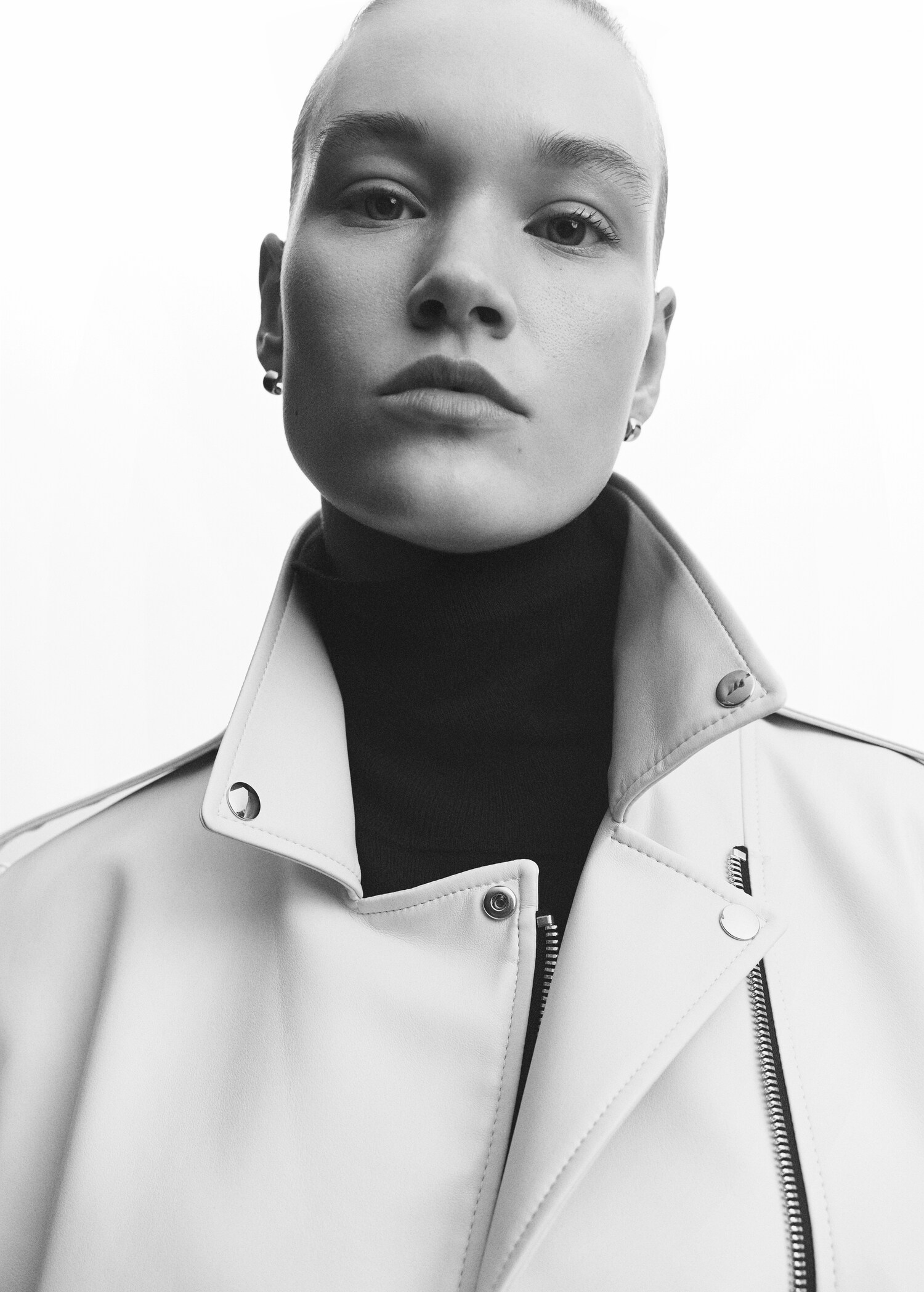 Leather-effect biker jacket - Details of the article 4