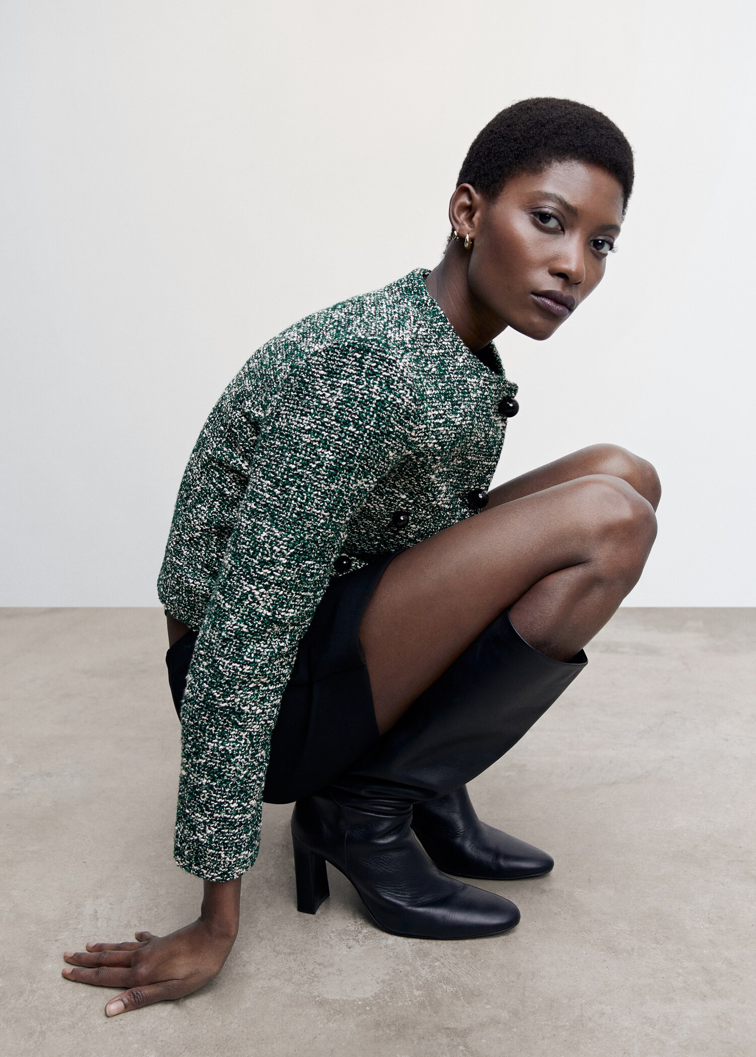 Tweed jacket with buttons - Details of the article 2