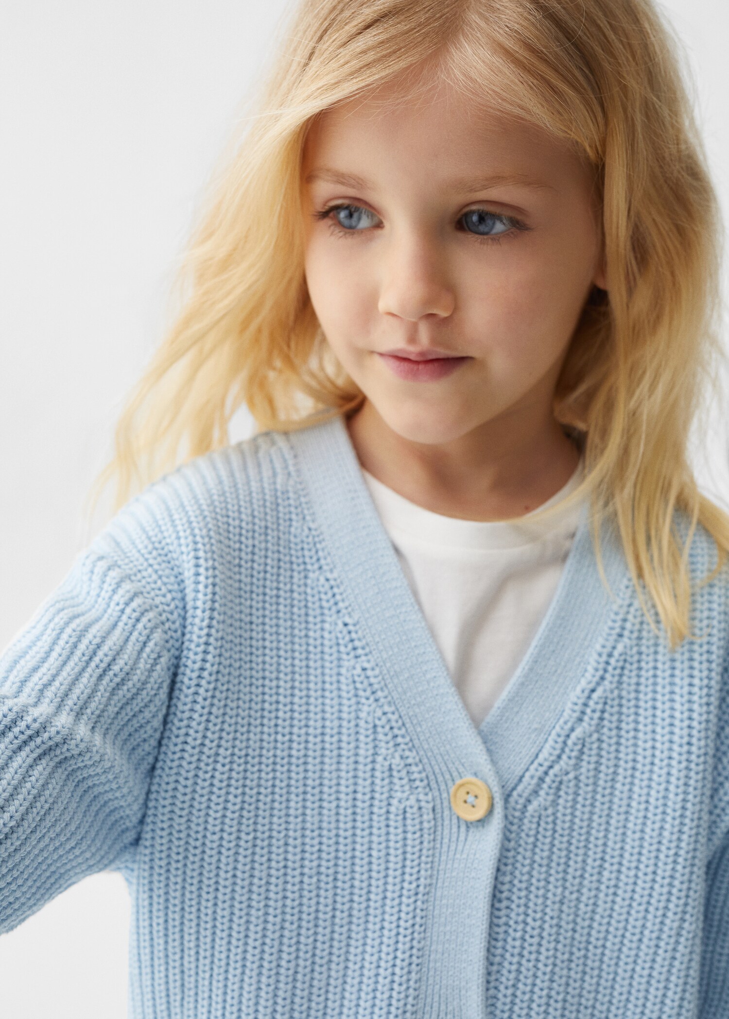 Baumwoll-Strickjacke mit Knöpfen - Detail des Artikels 4