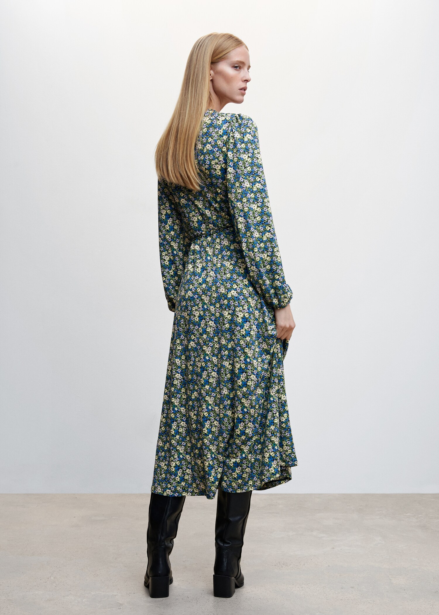 Printed cut-out detail dress - Reverse of the article