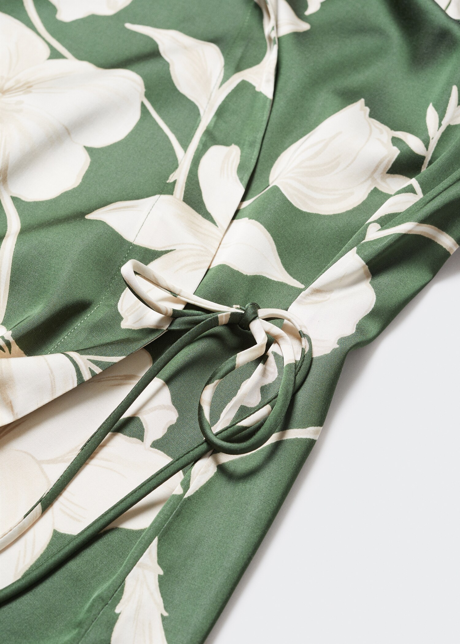 Blusa satinada floral - Detalle del artículo 8
