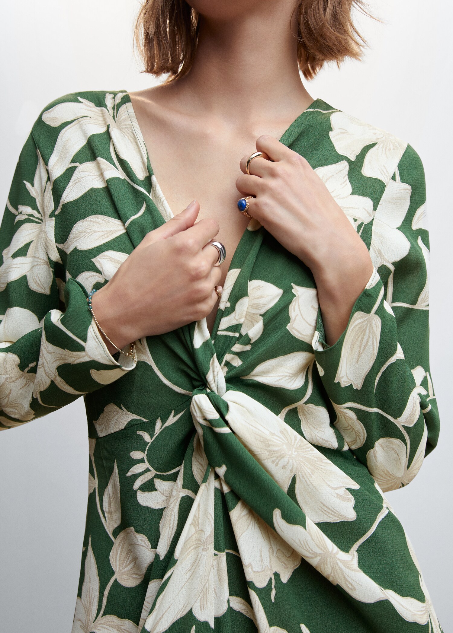 Satin floral dress - Details of the article 6