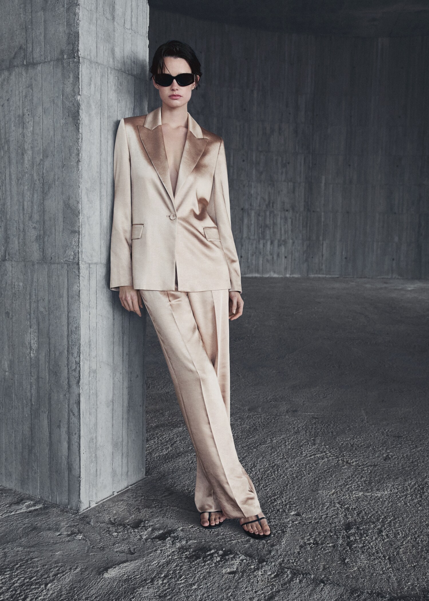 Satin-finish blazer - Details of the article 9