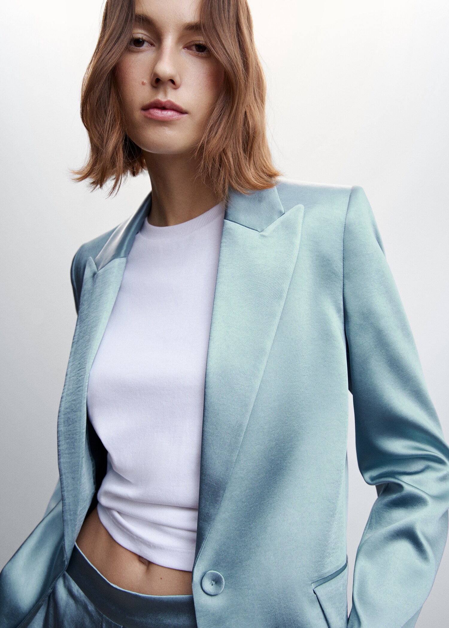 Satin-finish blazer - Details of the article 1