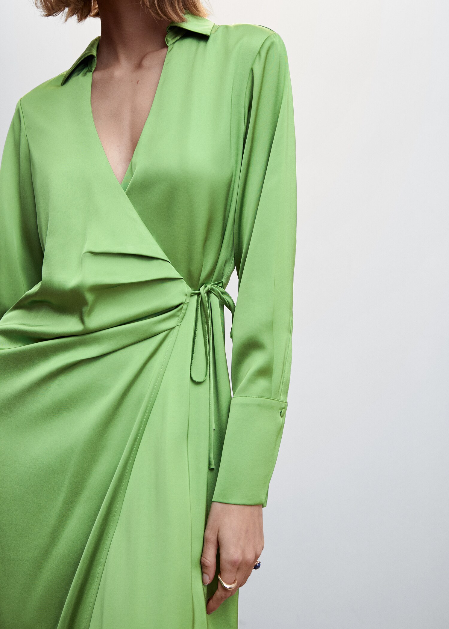 Satin draped dress - Details of the article 6