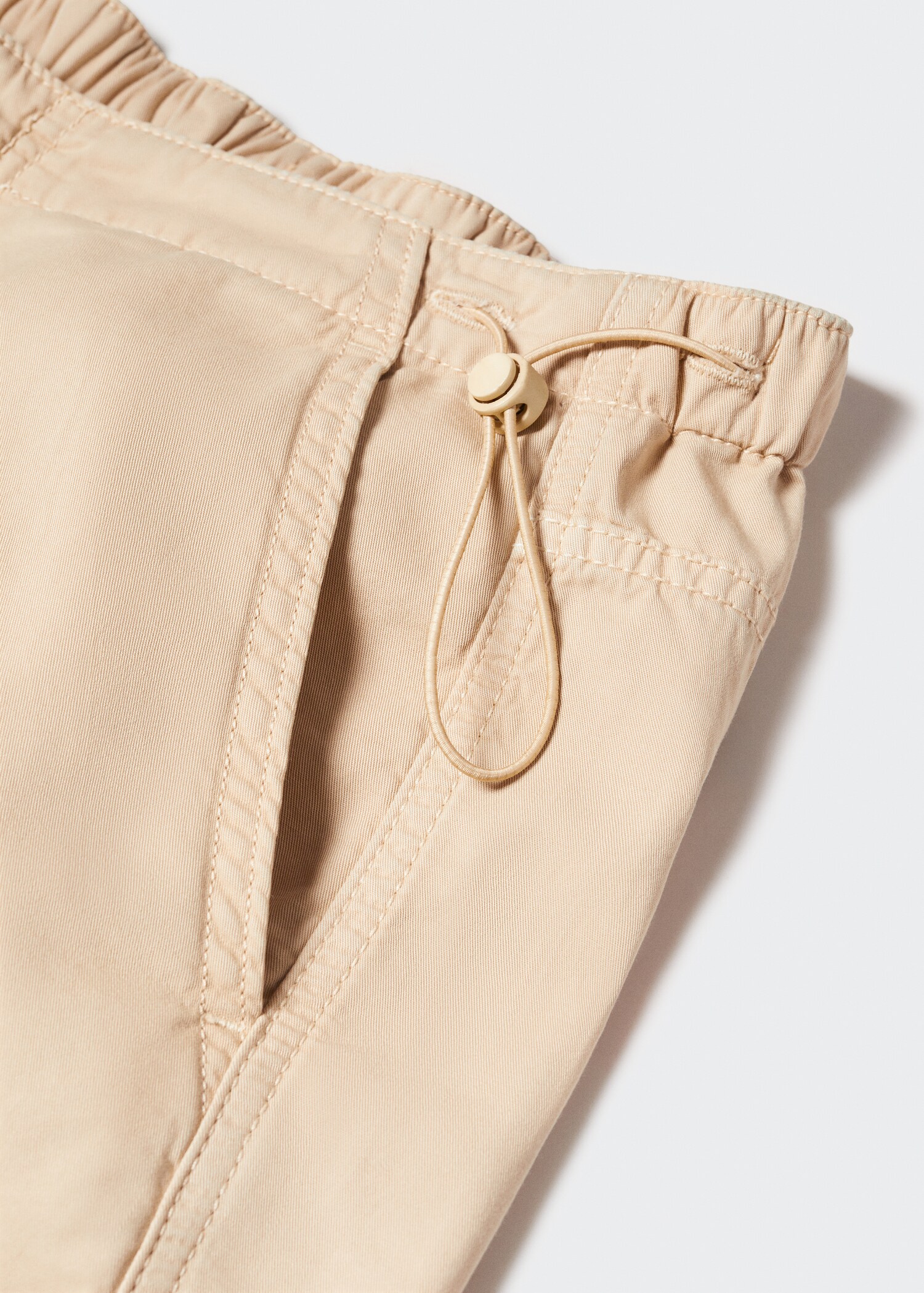 Parachute pants - Details of the article 8