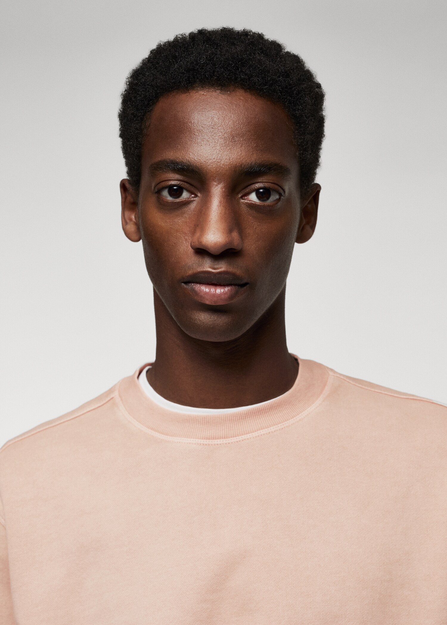 Sweatshirt aus gefärbter Baumwolle - Detail des Artikels 1