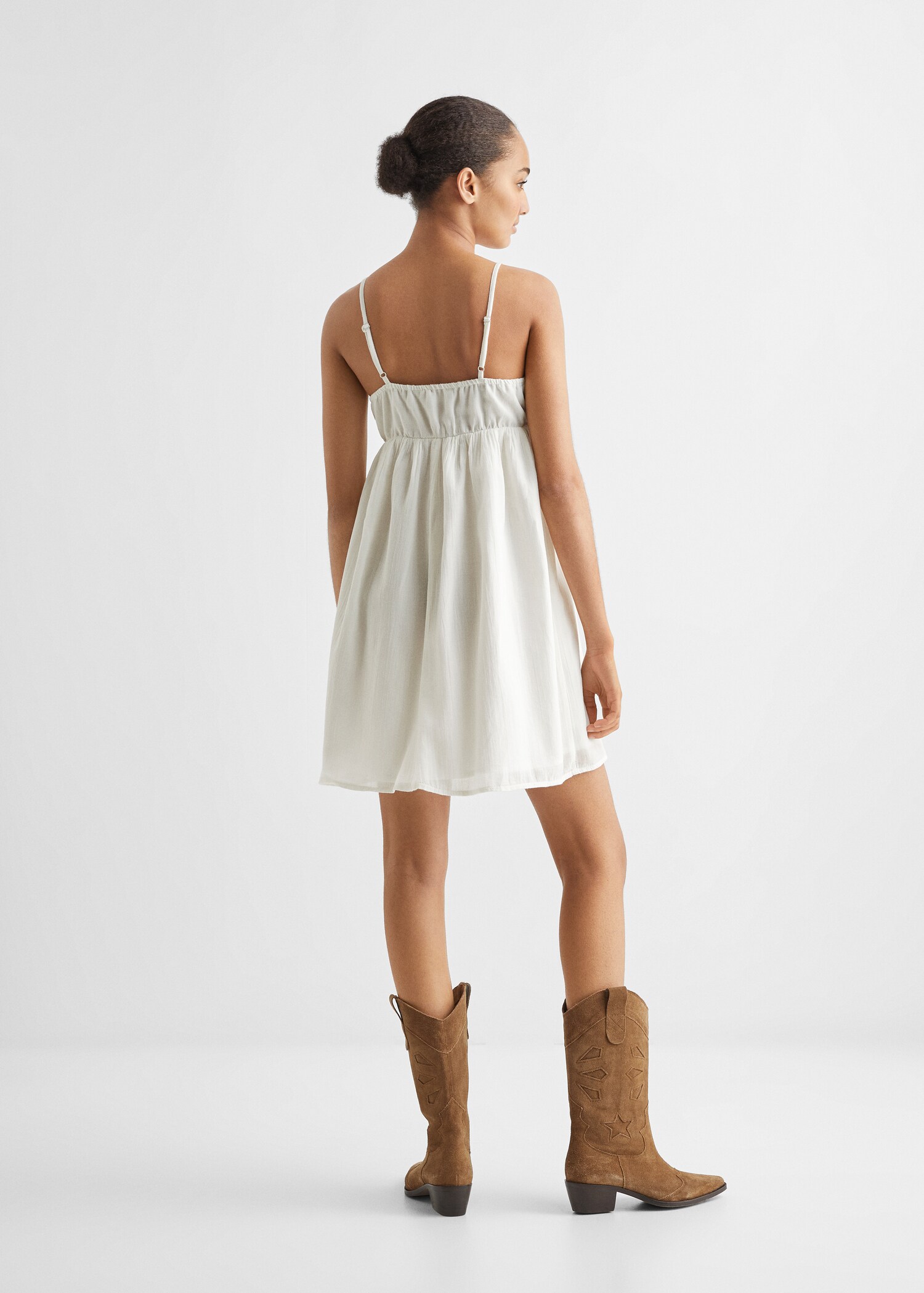 Robe brodée coton - Verso de l’article