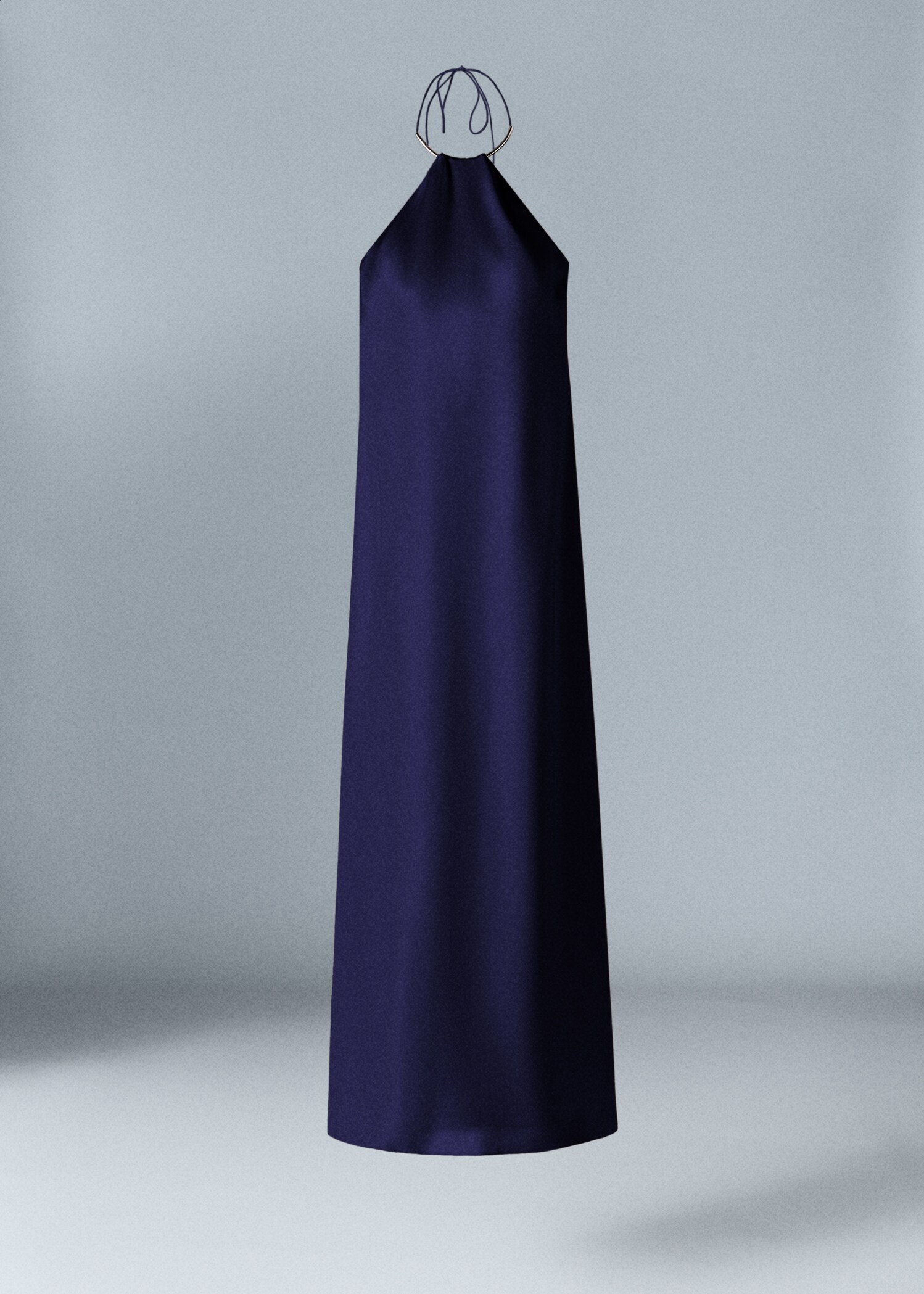 Robe en satin à col rigide - Article sans modèle