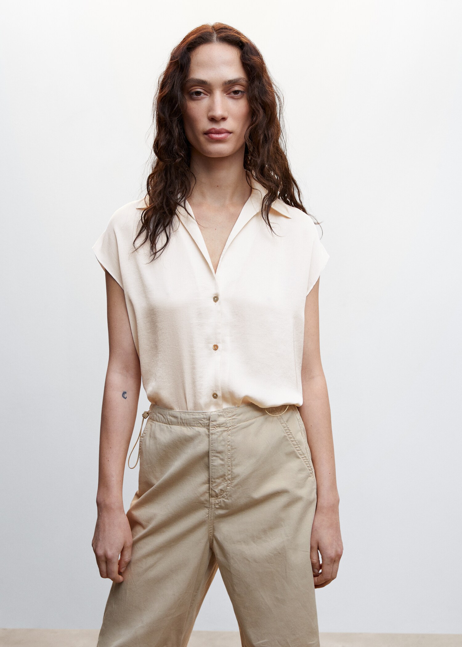 Short-sleeved satin shirt - Medium plane