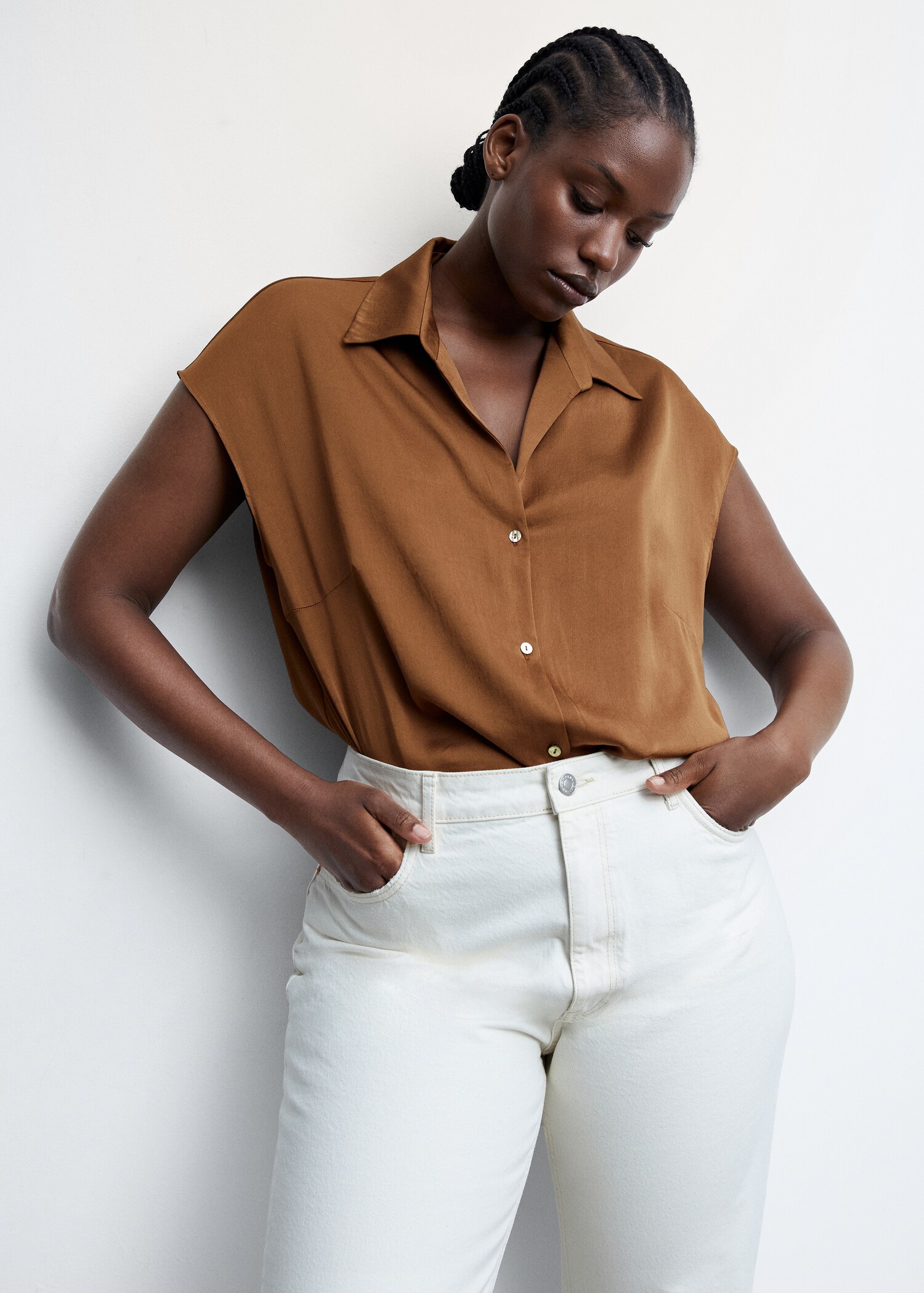 Short-sleeved satin shirt - Details of the article 5