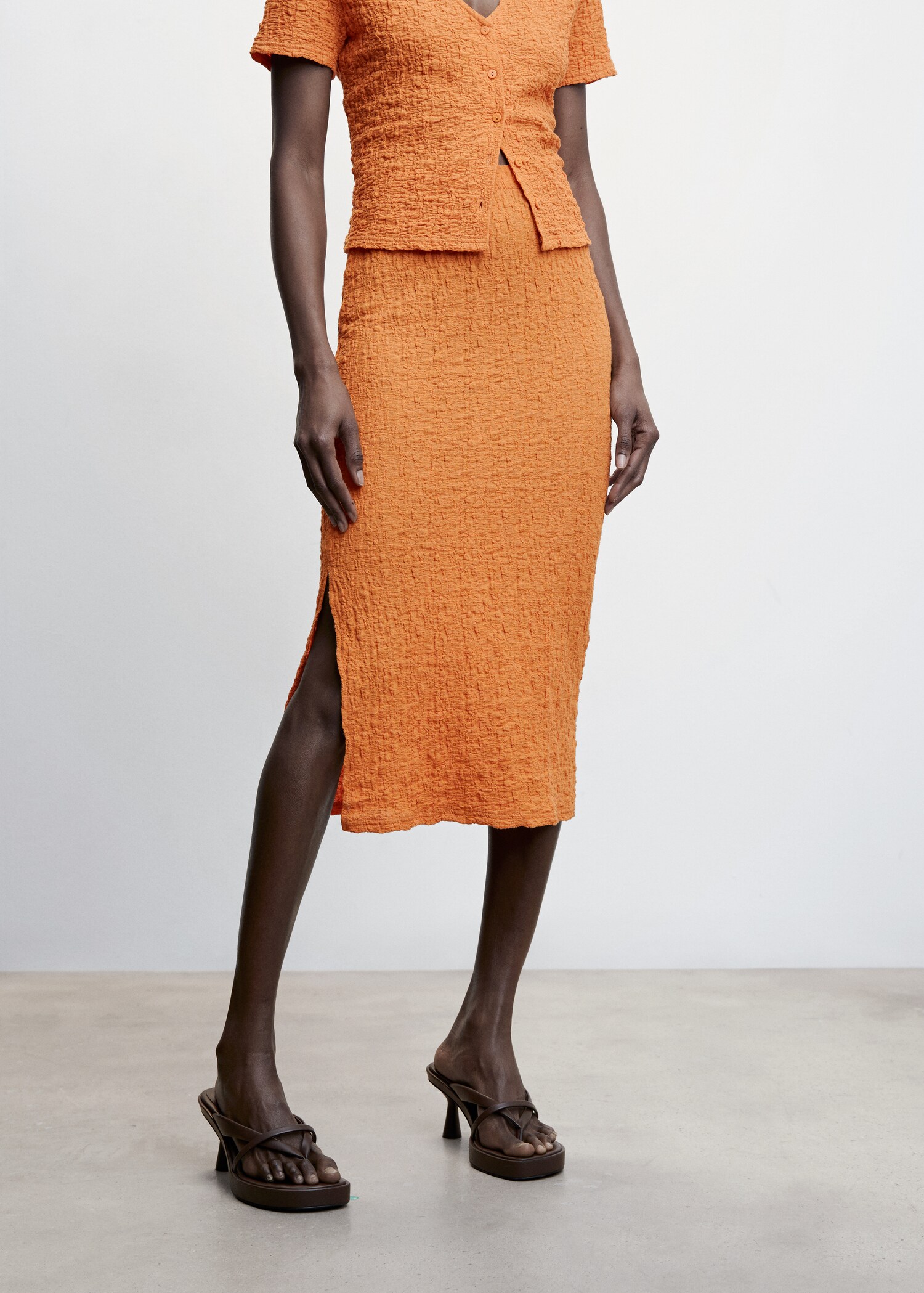 Open textured skirt - Medium plane