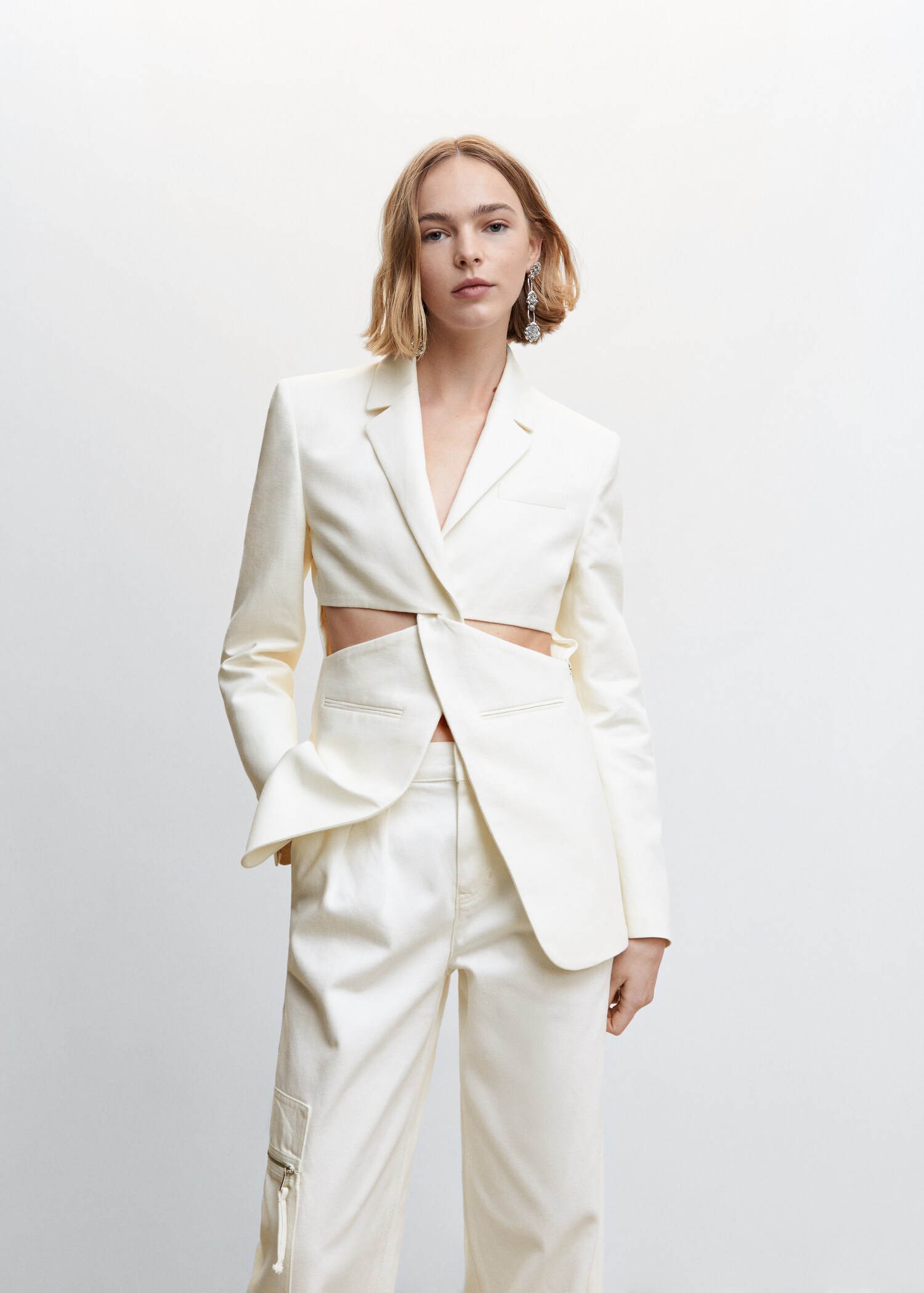 Linen blazer with cut-out - Medium plane