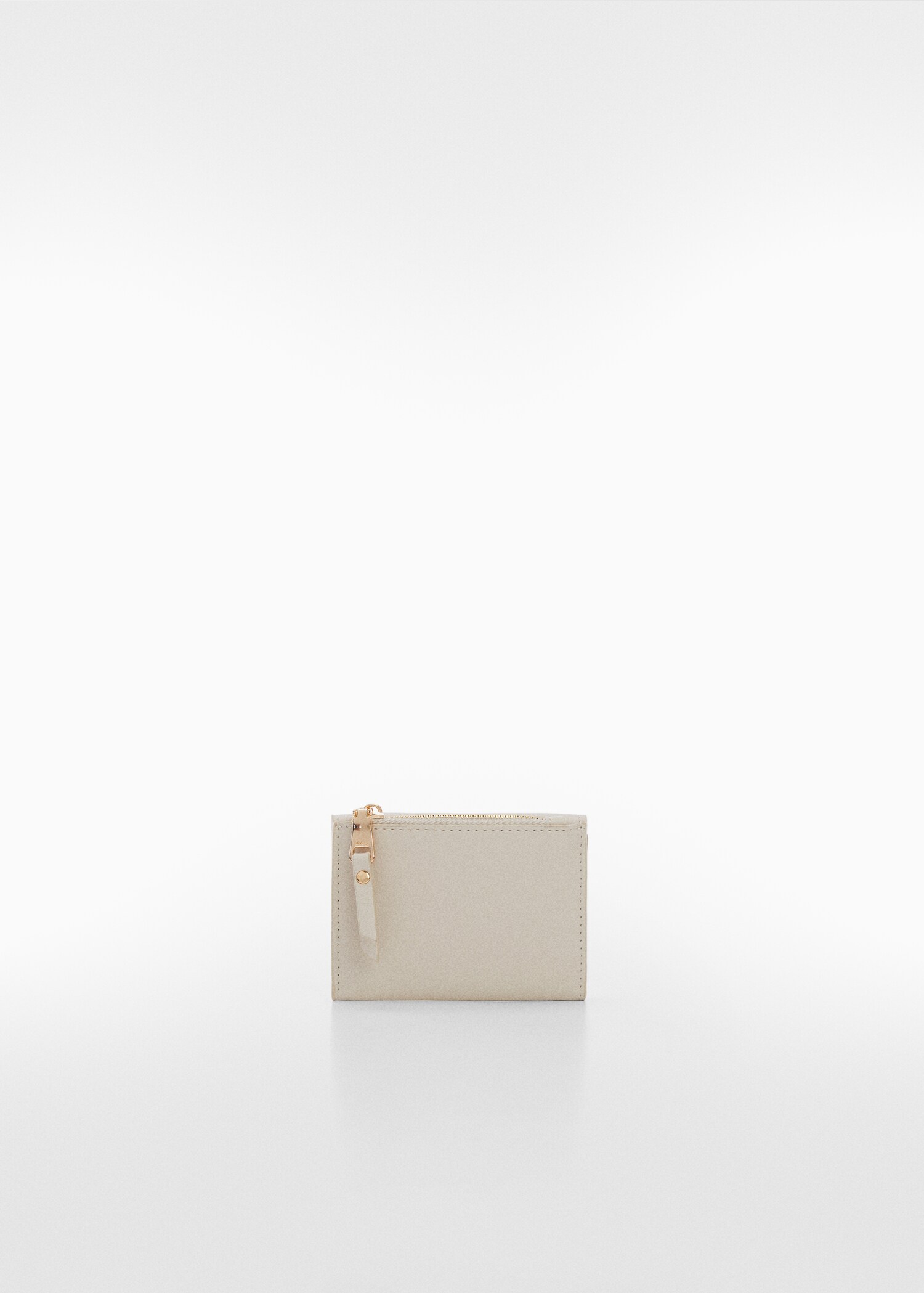 Wallet with button flap  - Details of the article 2