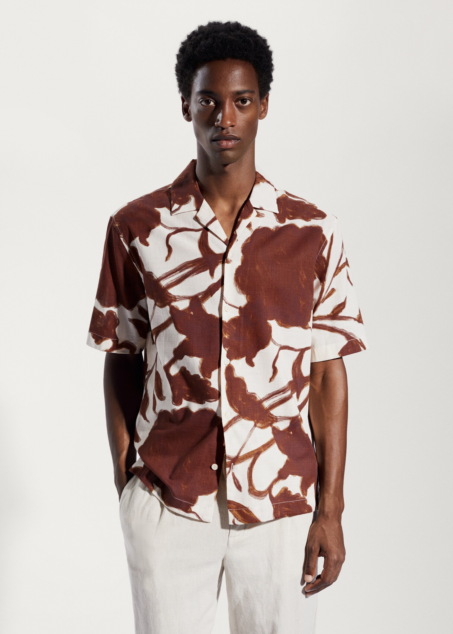 Camisa bowling estampada - Plano medio