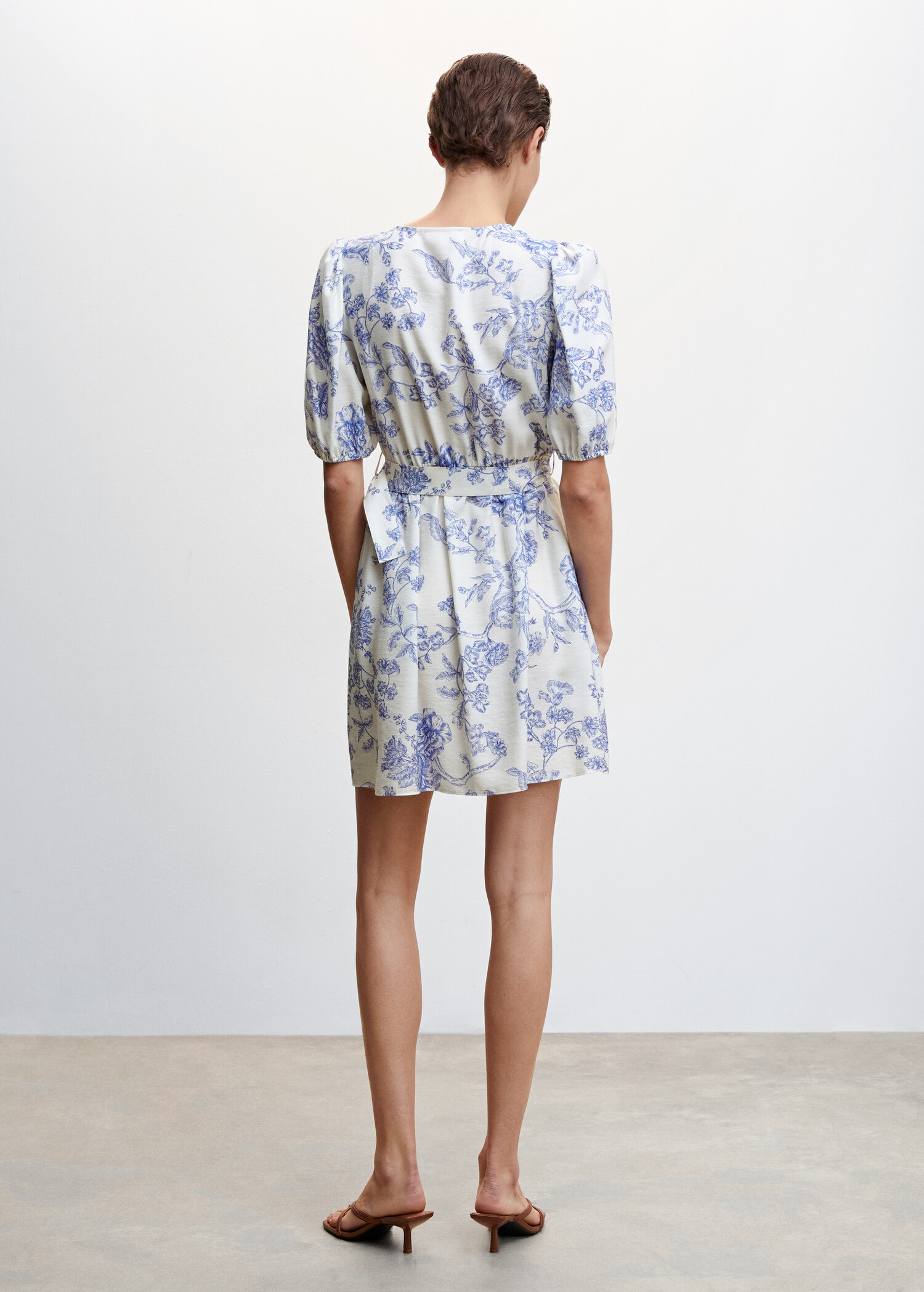 Belt floral dress - Reverse of the article