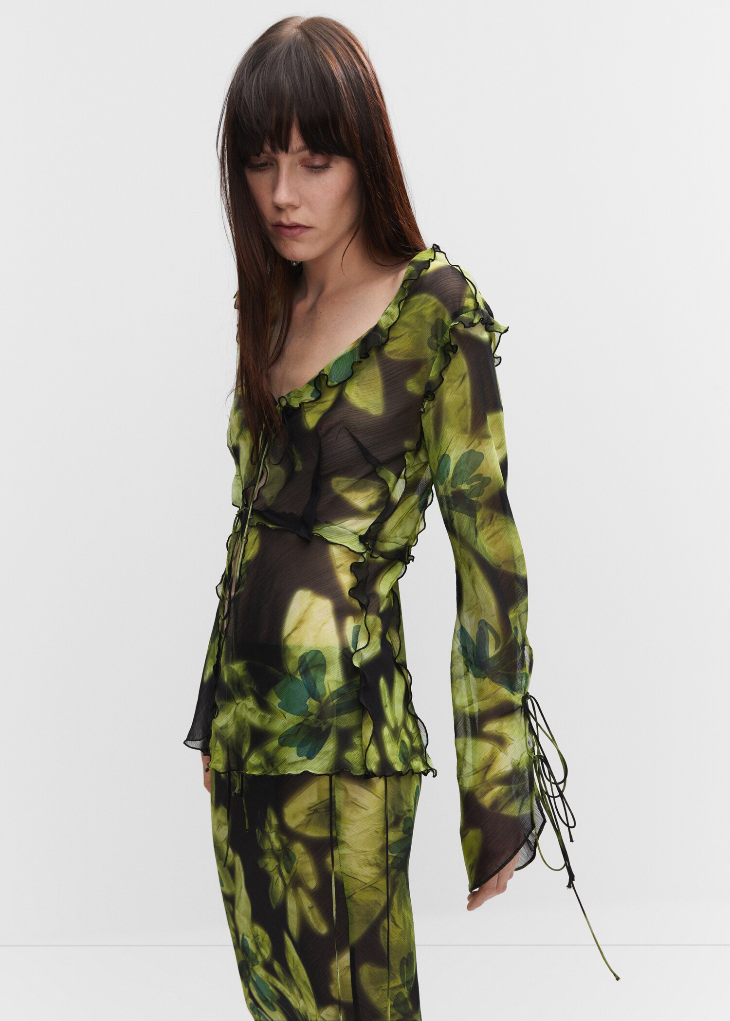 Geblümte Chiffonbluse - Detail des Artikels 1